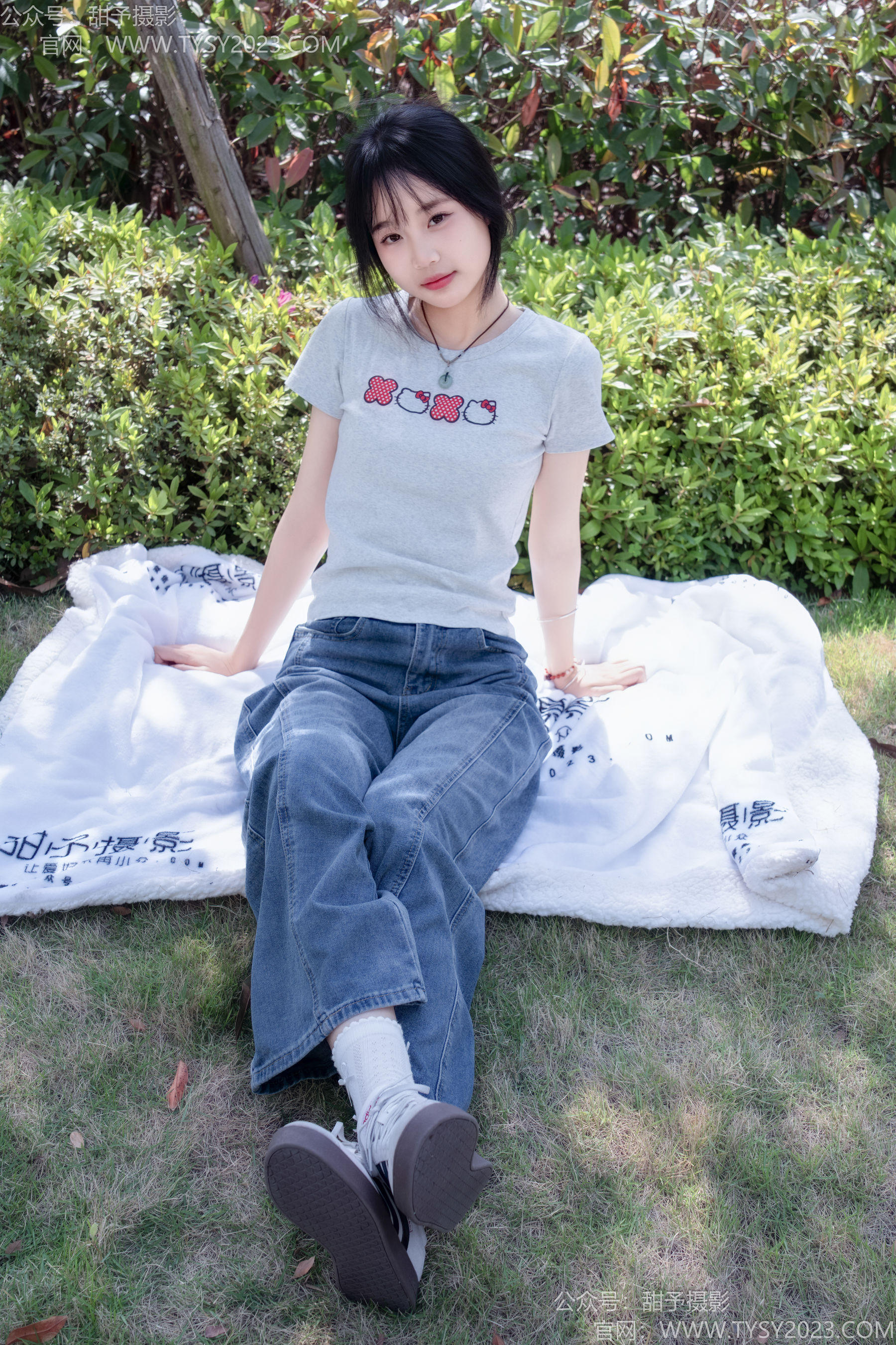 甜予摄影 No.194 小橙子 - 板鞋、白棉袜、裸足/(130P)