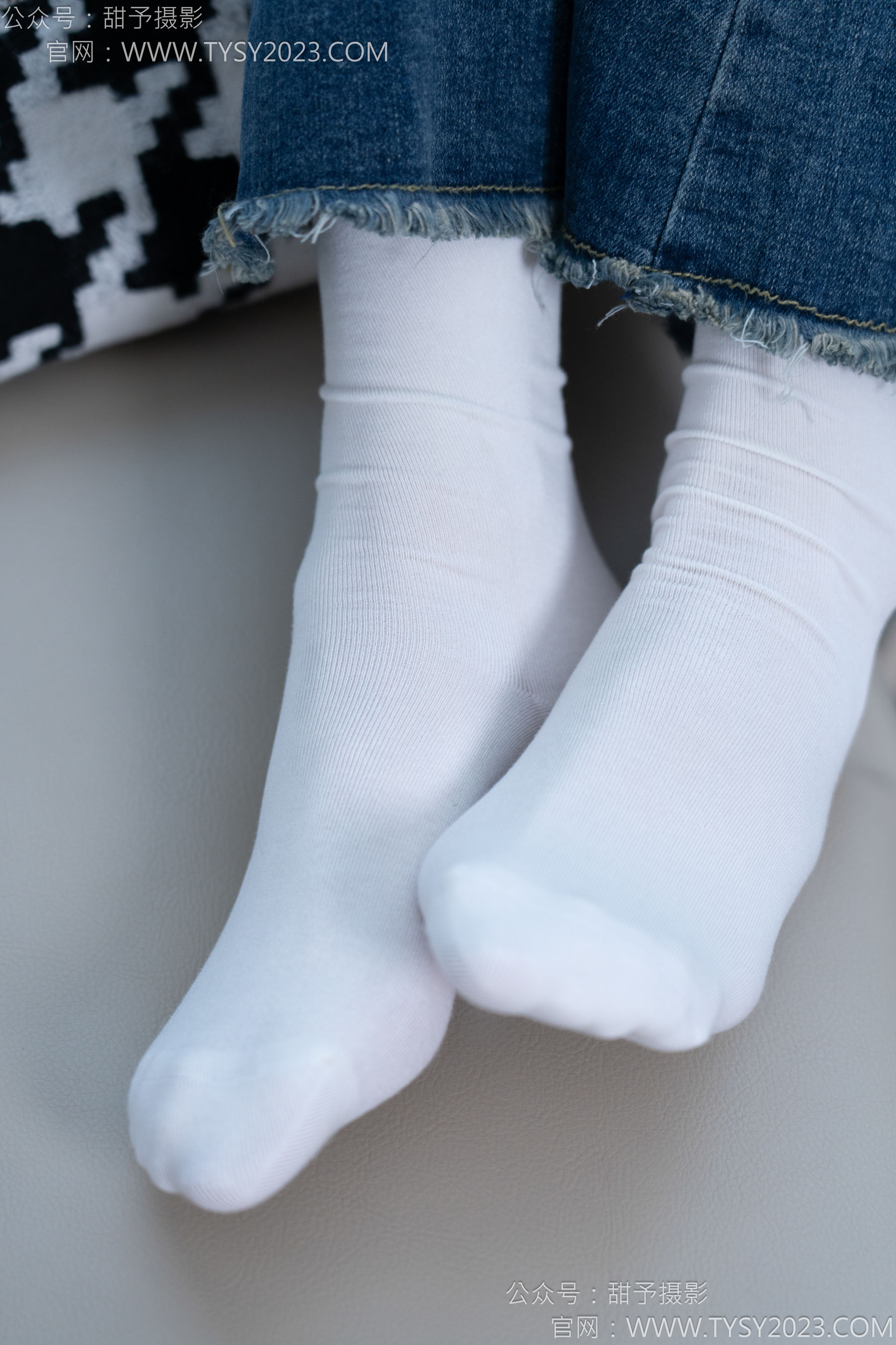 甜予摄影 No.170 珞珞 - 板鞋、白棉袜、裸足/(130P)