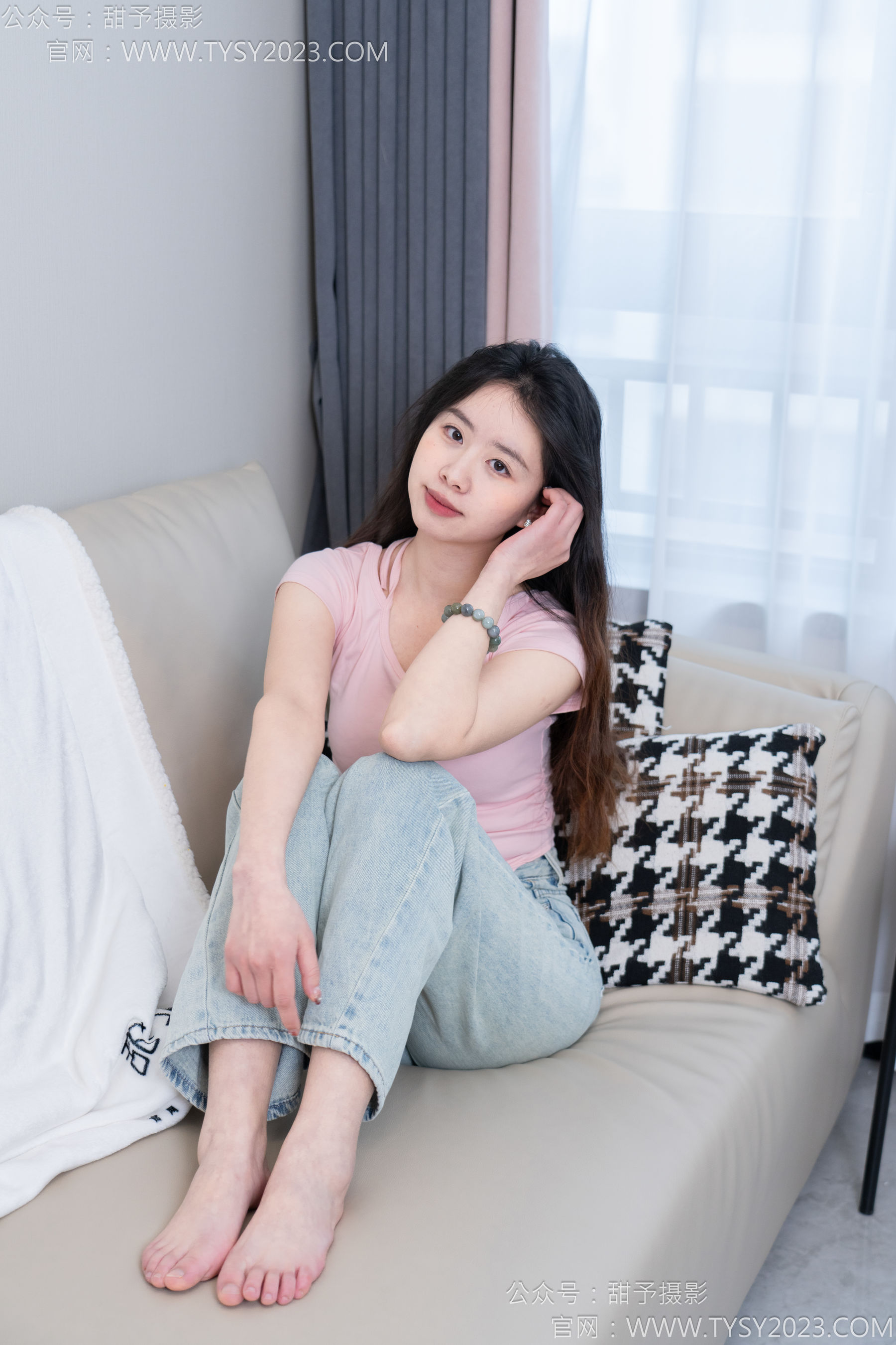 甜予摄影 No.162 知知 - 皮鞋、白棉袜、裸足/(125P)