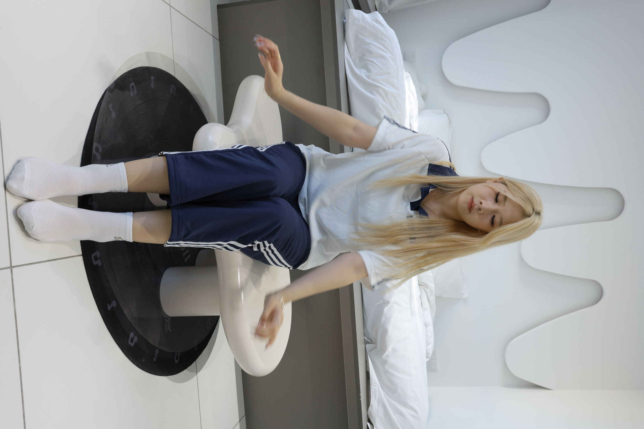 绮梦摄影 2024.09.12 No.022 栗子 珍藏无修无水印版/(385P)