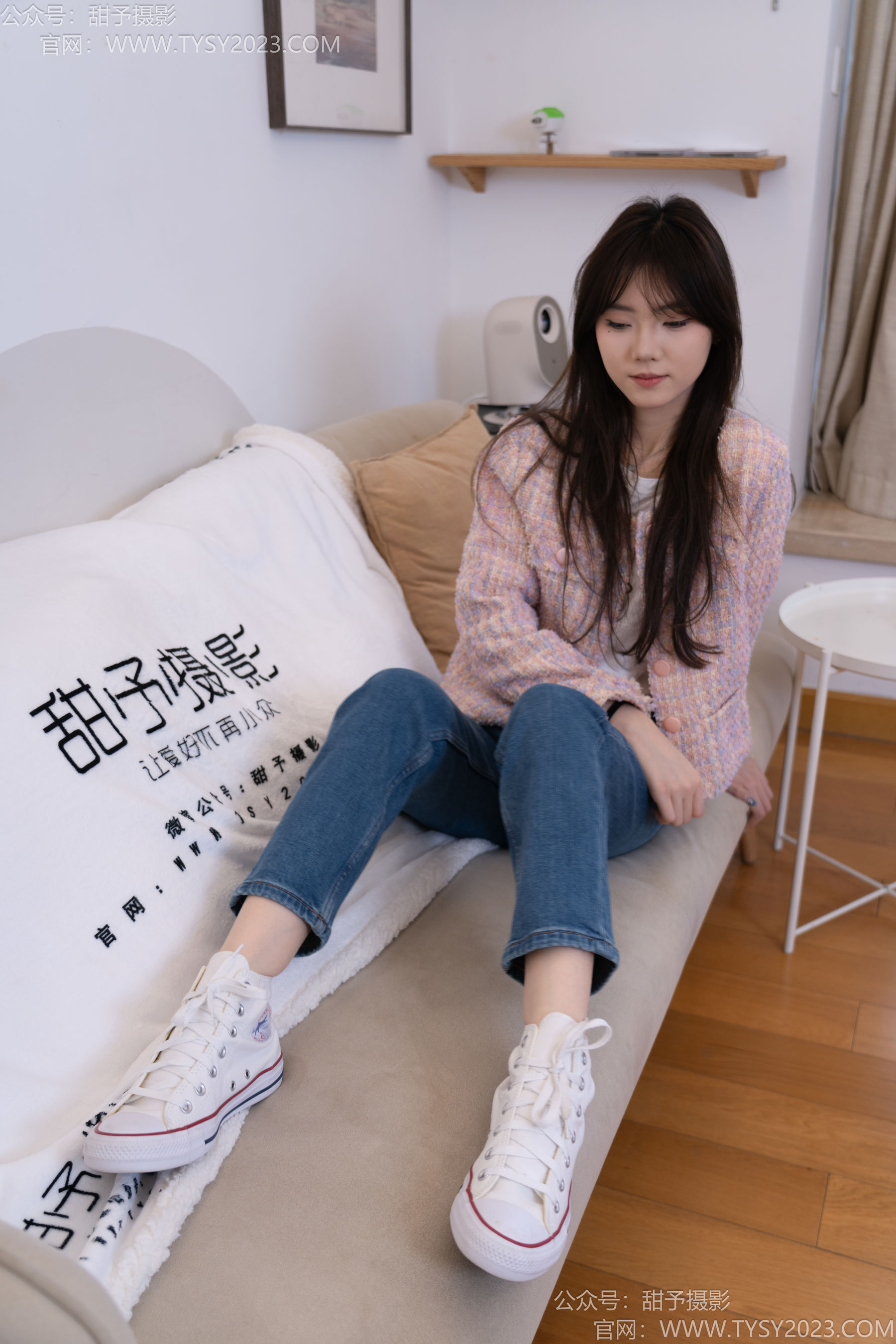 甜予摄影 No.189 璇璇 - 帆布鞋、裸足、抖腿剧情/(134P)