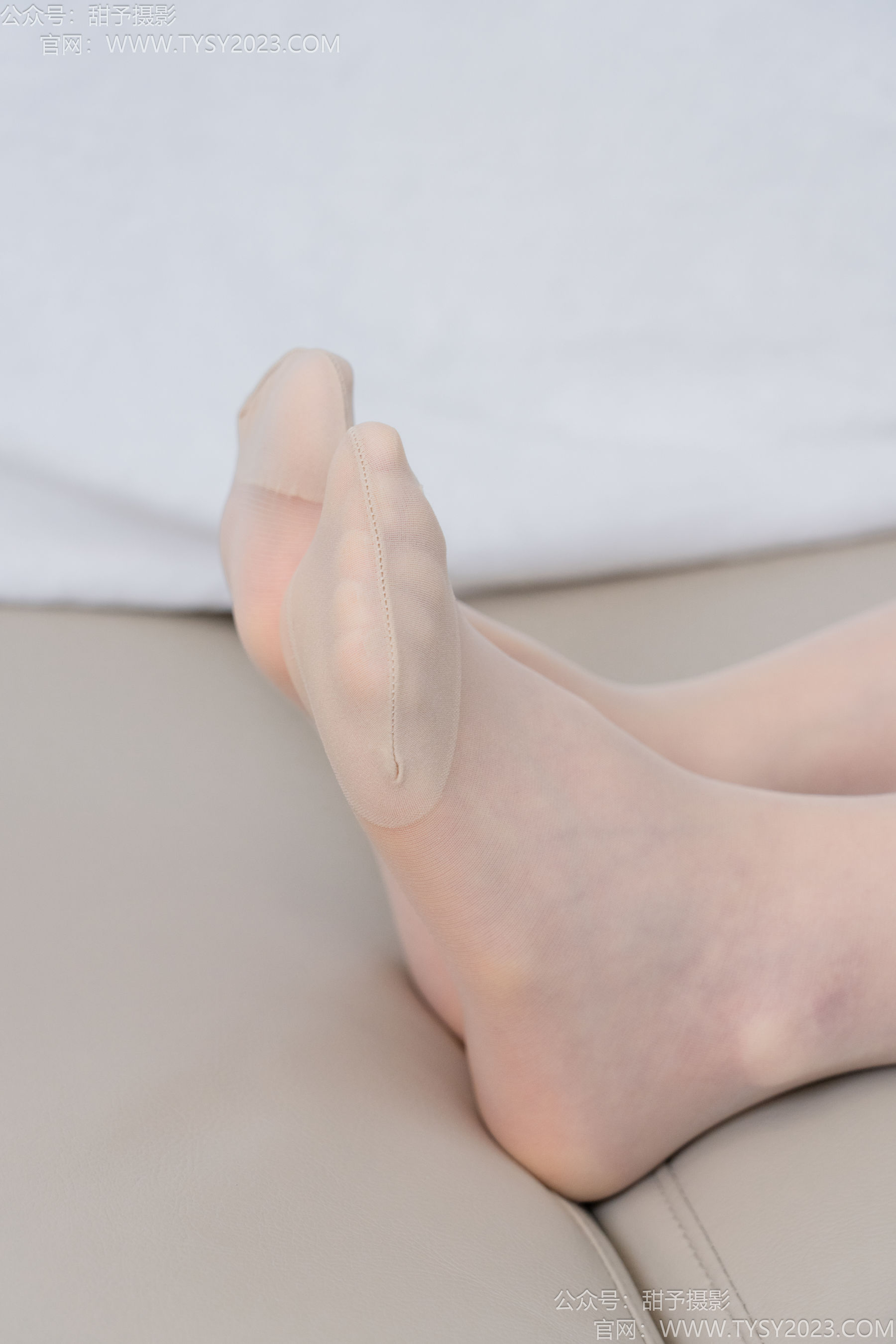 甜予摄影 No.191 贝壳 - 皮鞋、白棉袜、薄肉丝/(135P)