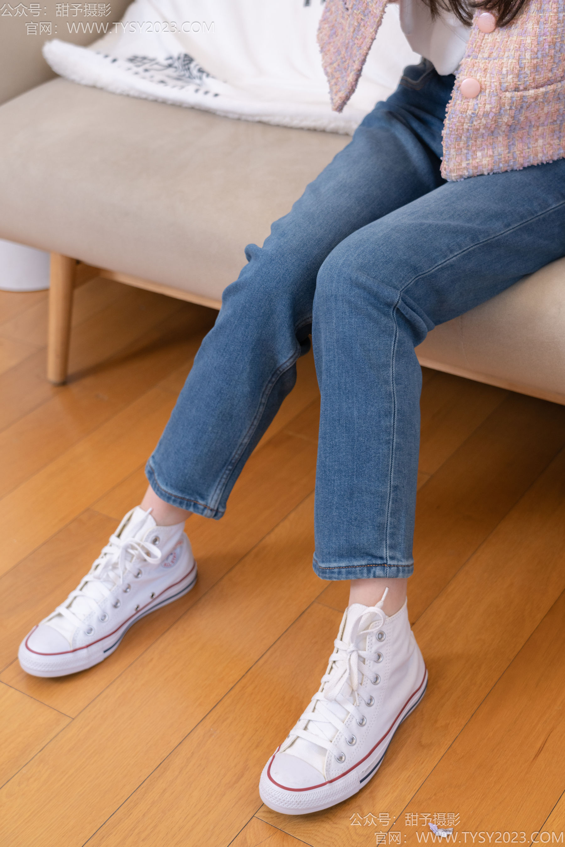 甜予摄影 No.189 璇璇 - 帆布鞋、裸足、抖腿剧情/(134P)