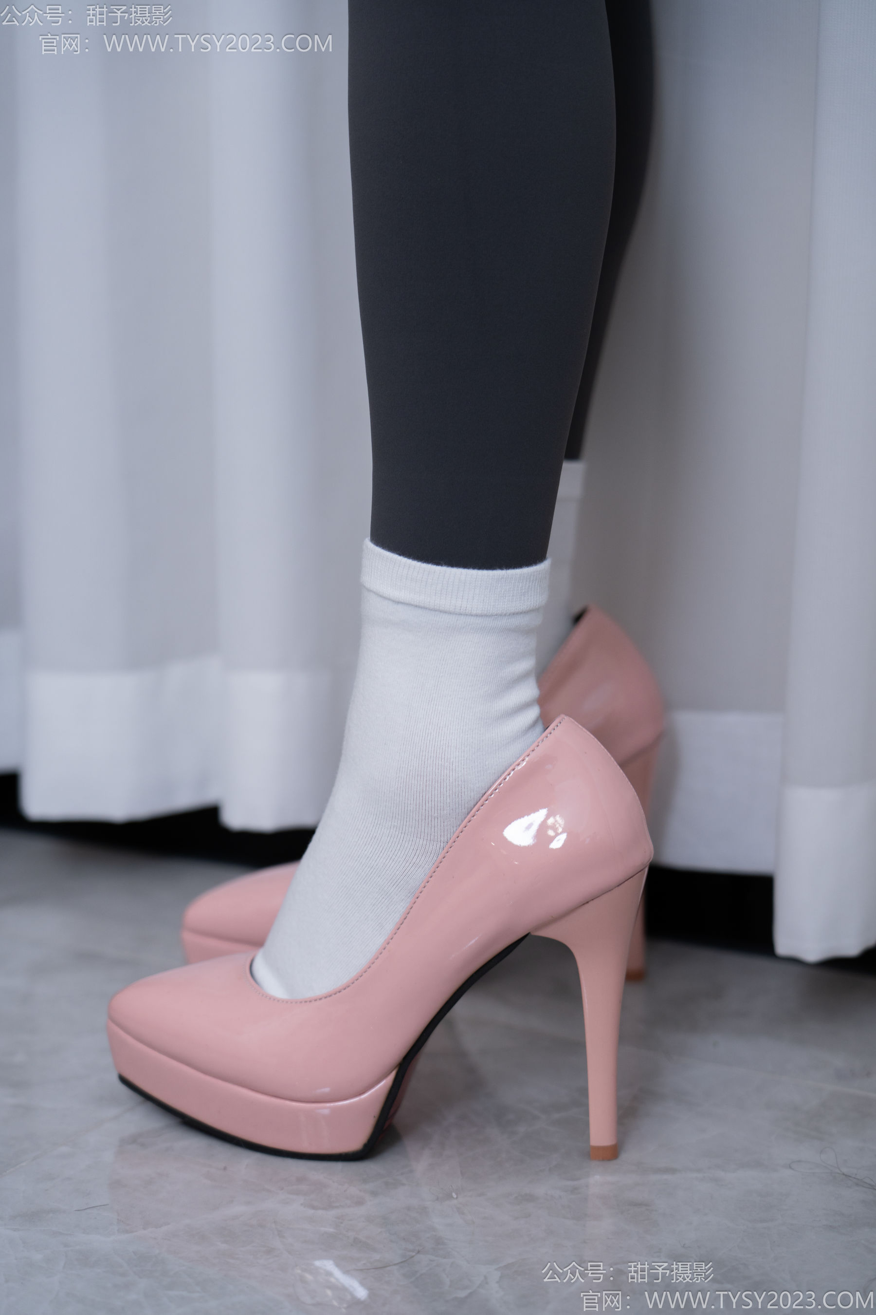甜予摄影 No.192 澜澜 - 高跟鞋、白棉袜、裸足/(134P)