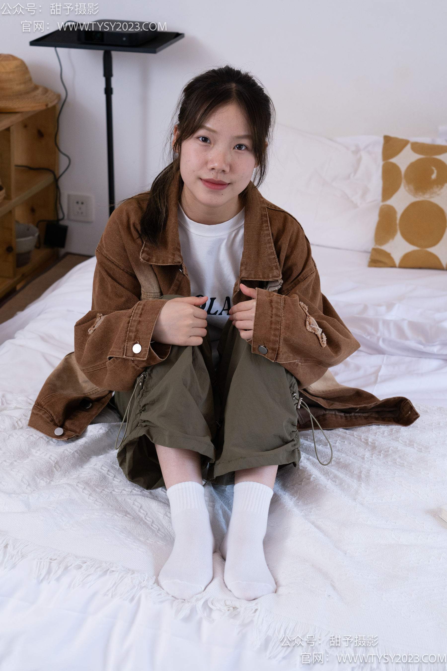 甜予摄影 No.161 双双 - 板鞋、白棉袜、裸足/(130P)