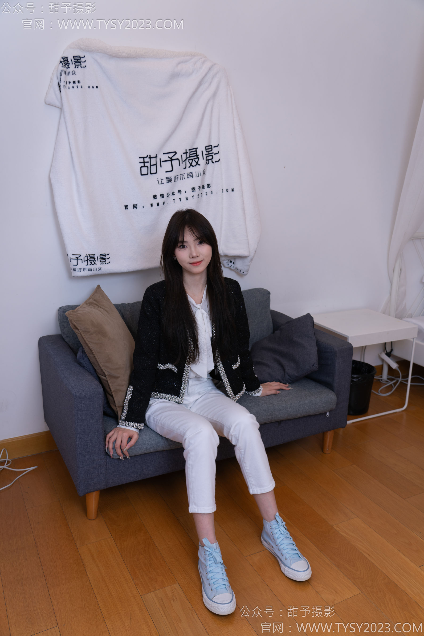 甜予摄影 No.171 璇璇 - 帆布鞋、白棉袜、抖腿剧情/(151P)