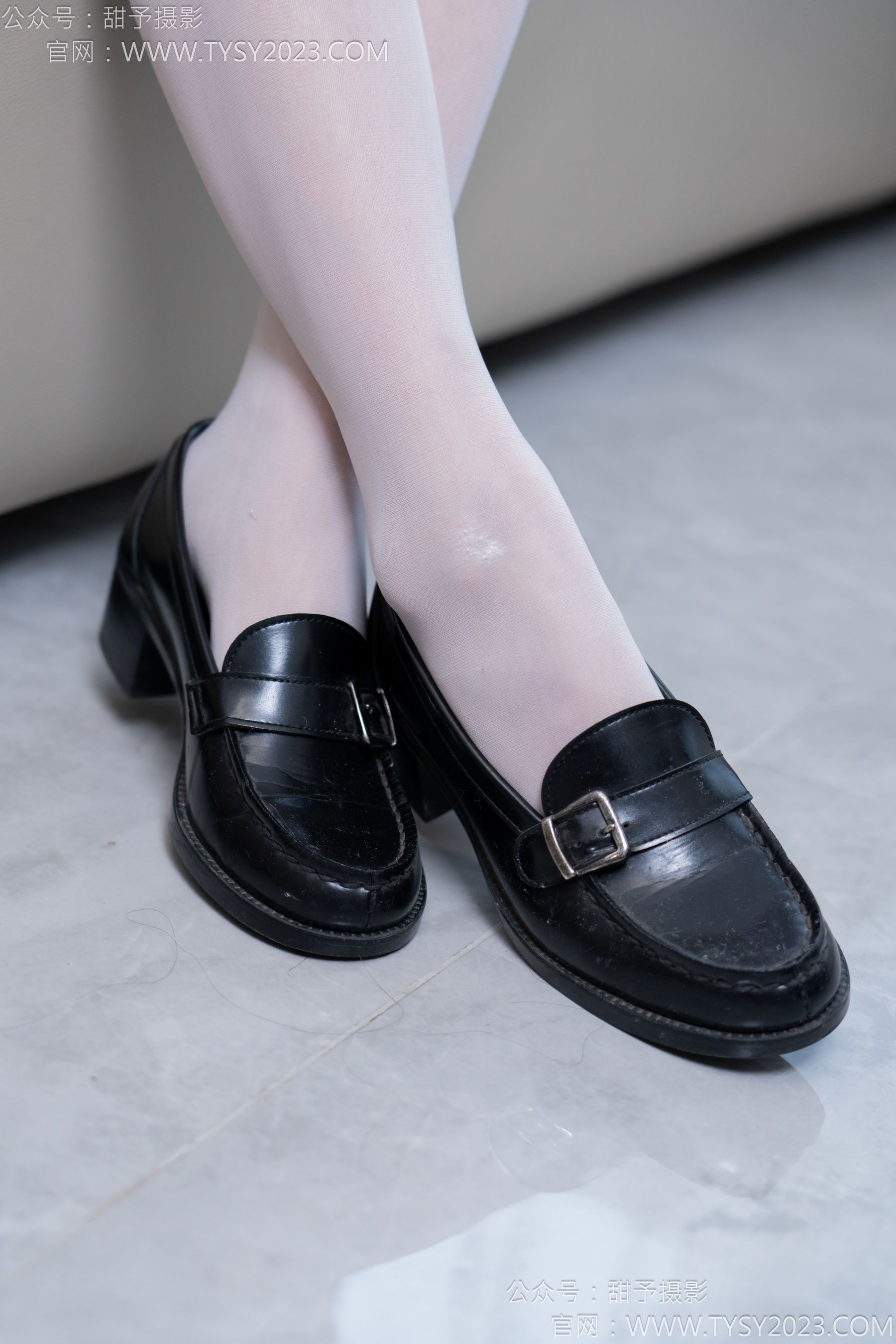 甜予摄影 No.166 酥酥 - 皮鞋、半白丝、裸足/(127P)