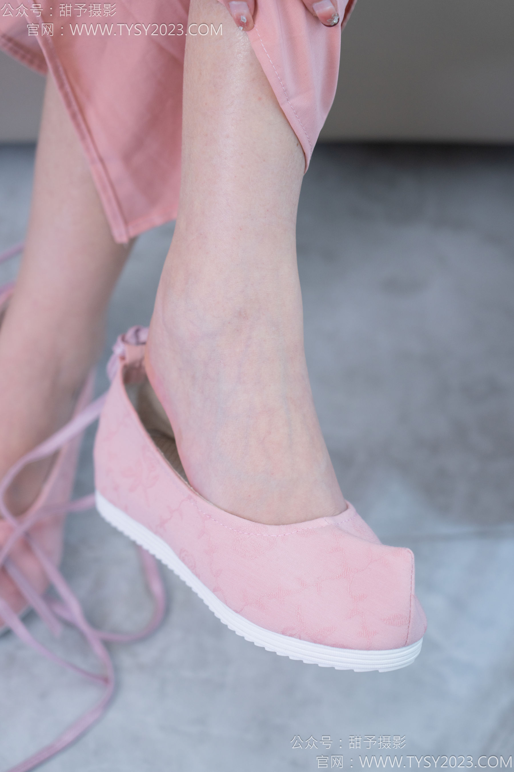 甜予摄影 No.183 知知 - 布鞋、白棉袜、裸足/(148P)