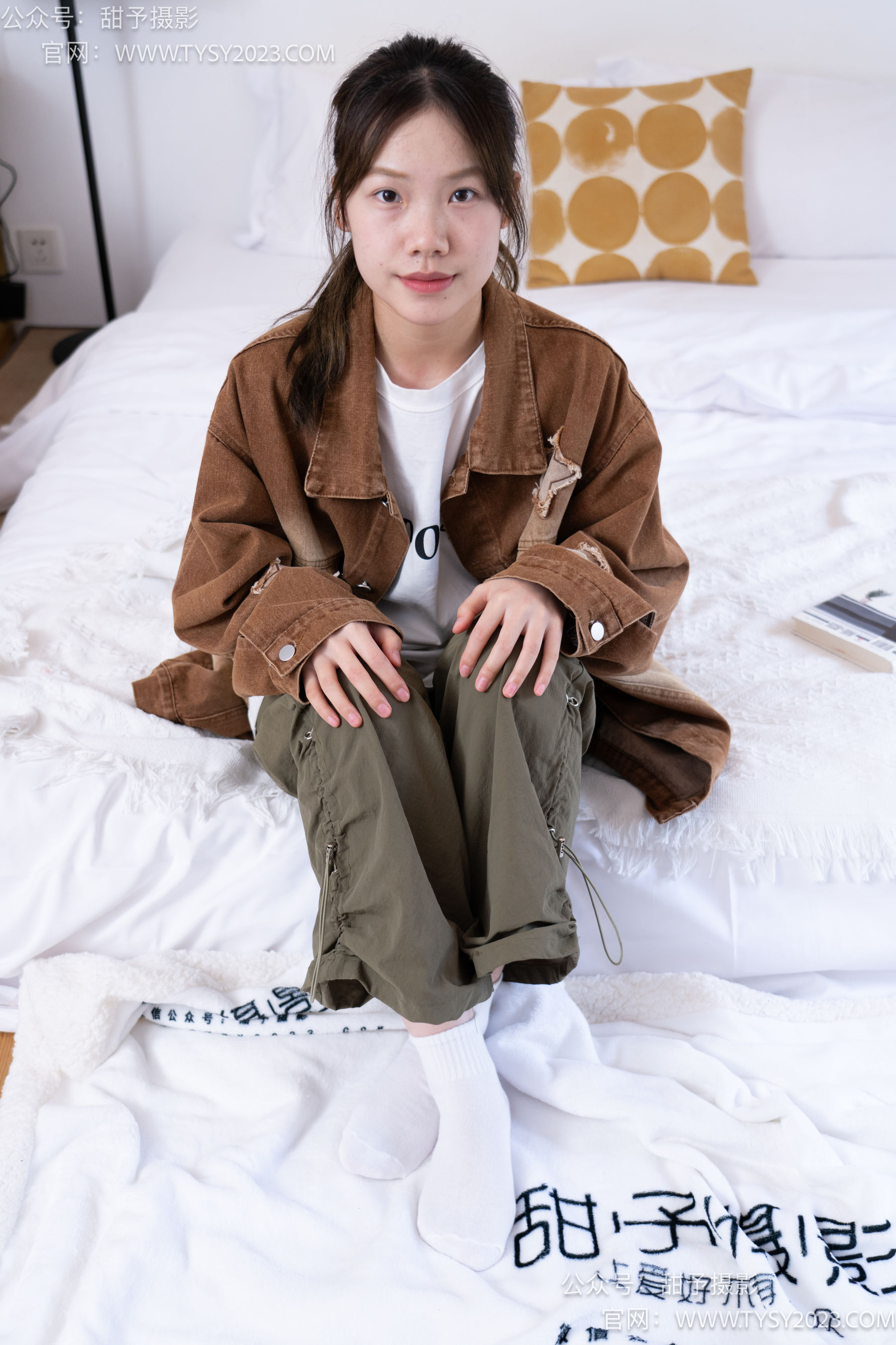 甜予摄影 No.161 双双 - 板鞋、白棉袜、裸足/(130P)