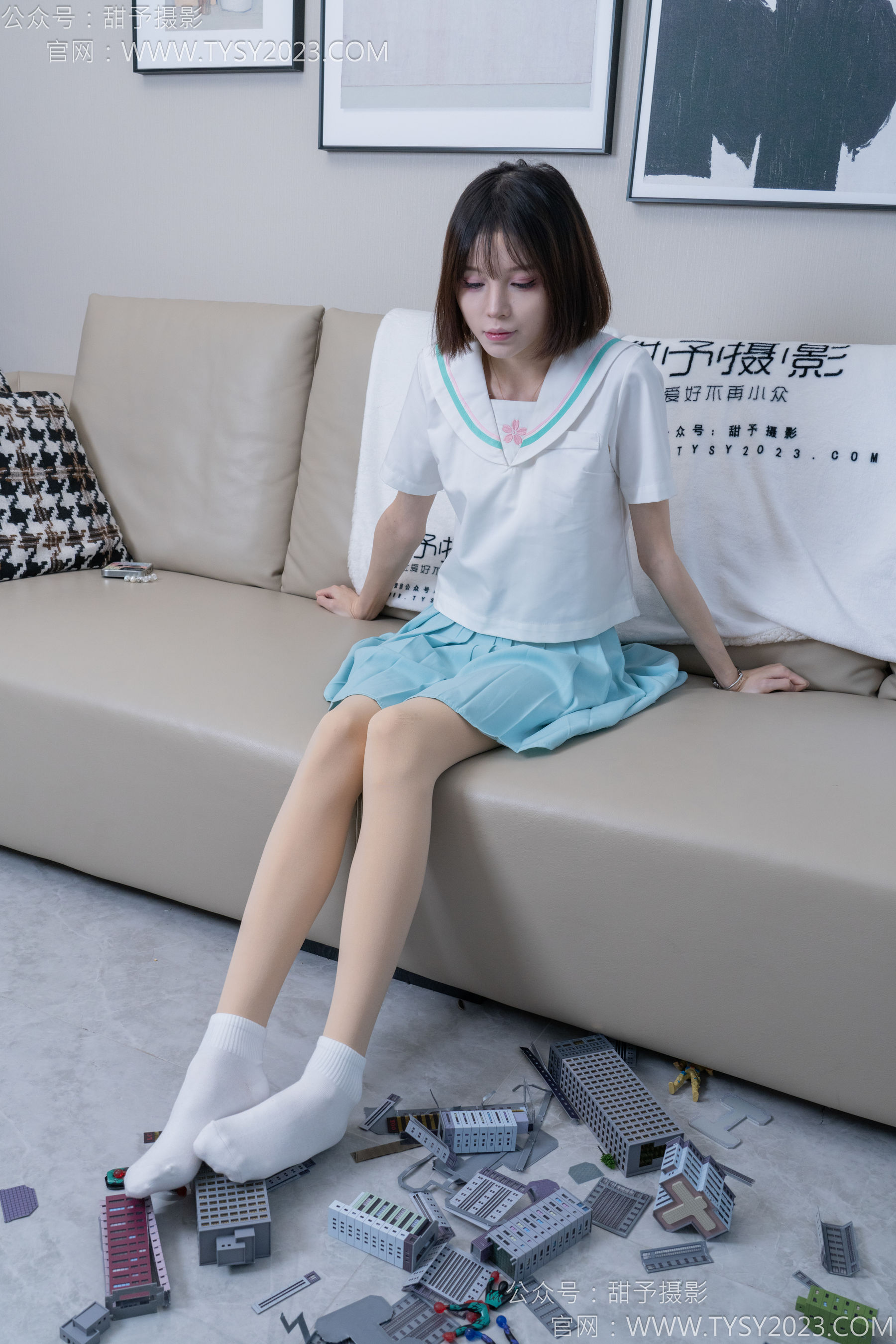 甜予摄影 No.182 珞珞 - 板鞋、白棉袜、厚肉丝、小人国剧情/(134P)