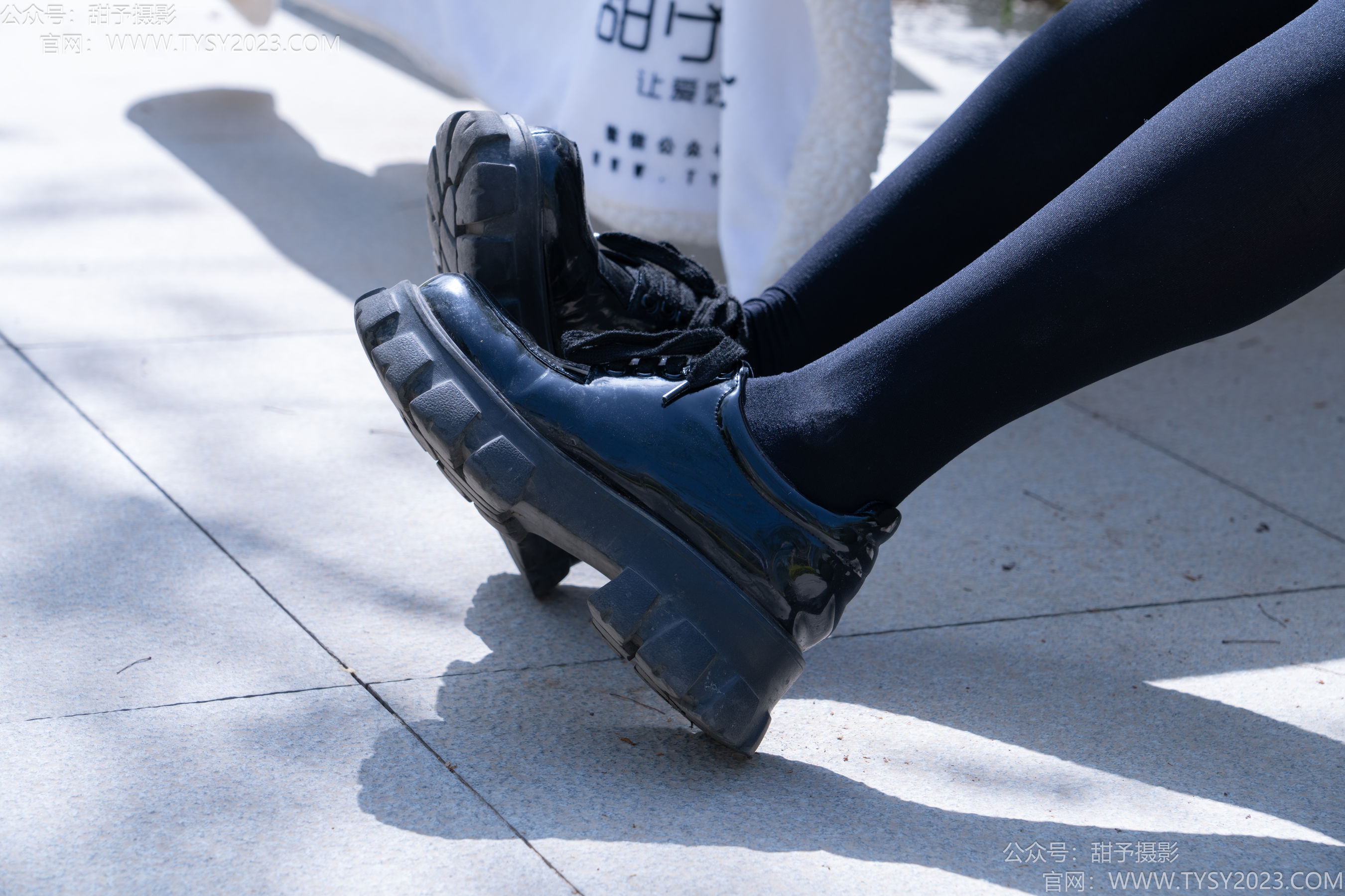 甜予摄影 No.193 小甜桃 - 皮鞋、大腿袜、裸足/(129P)