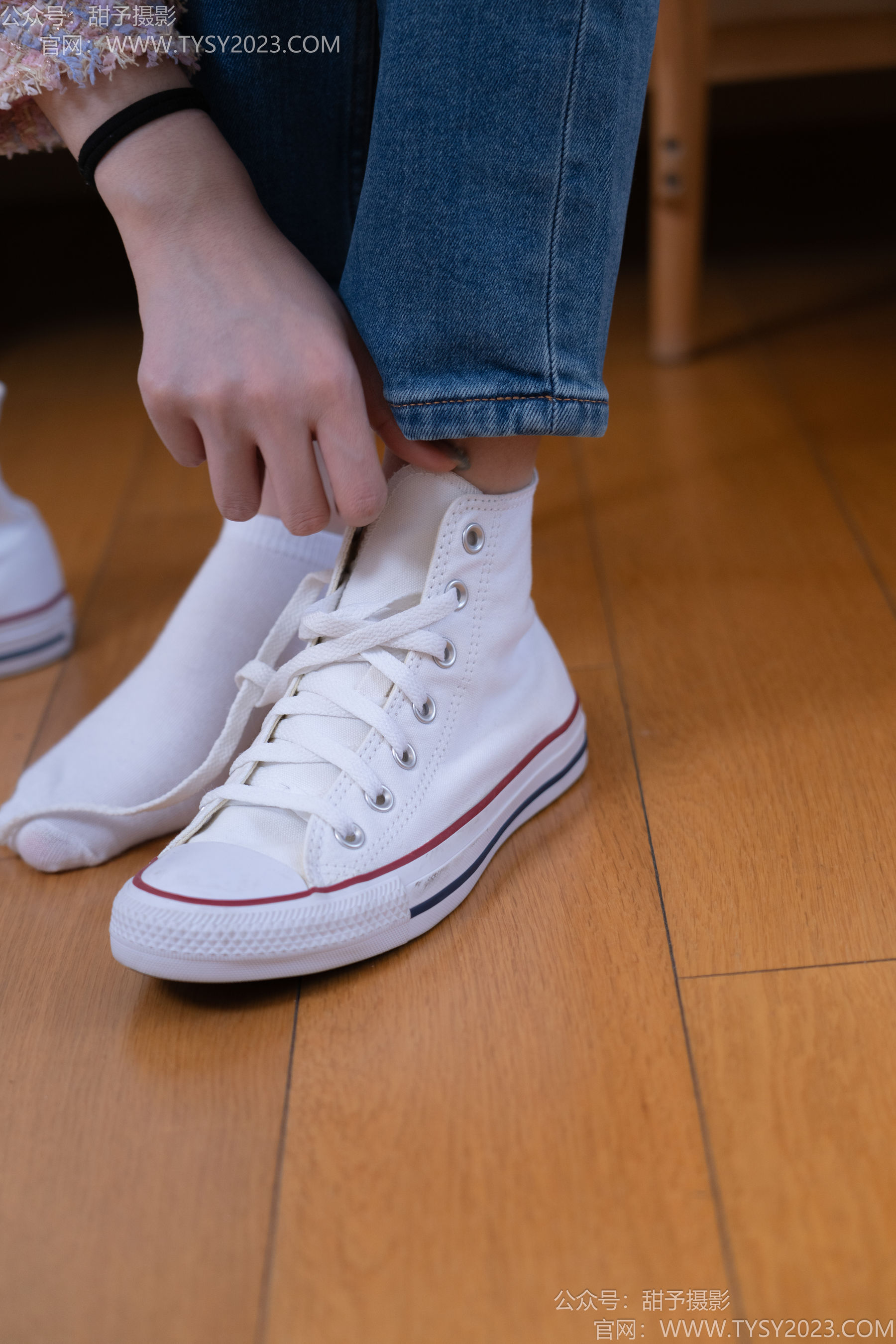 甜予摄影 No.189 璇璇 - 帆布鞋、裸足、抖腿剧情/(134P)