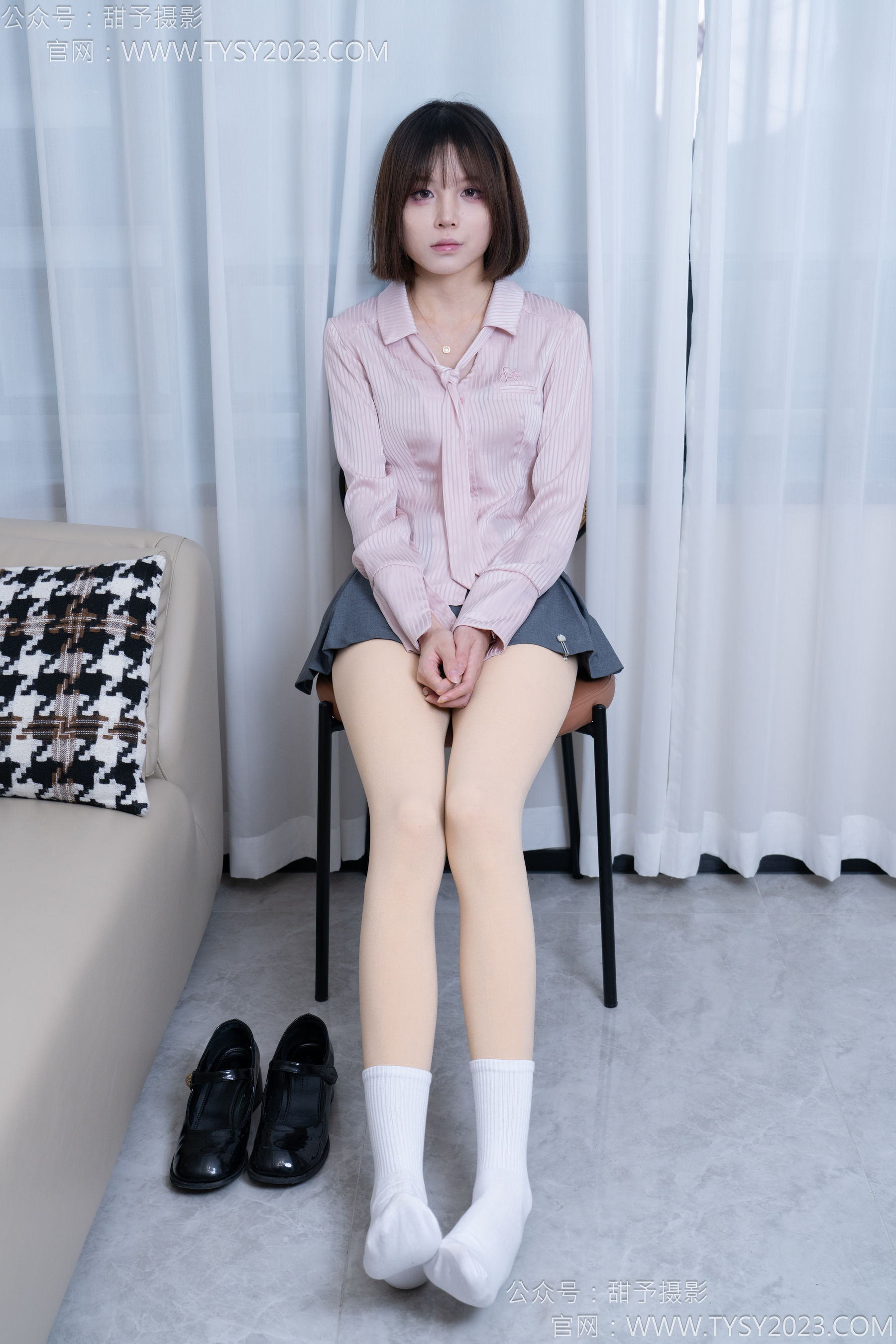 甜予摄影 No.185 珞珞 - 皮鞋、白棉袜、厚肉丝/(130P)