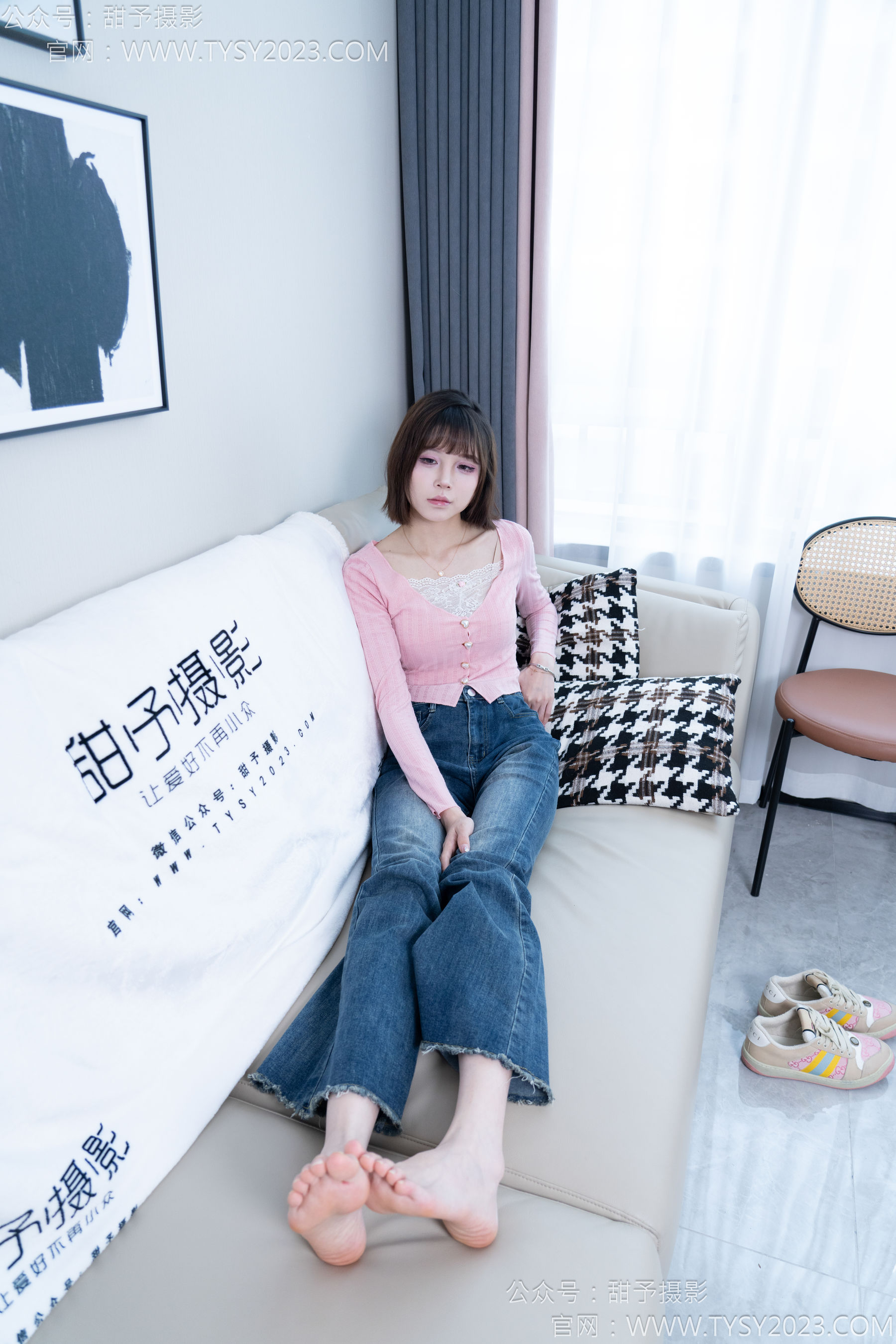 甜予摄影 No.170 珞珞 - 板鞋、白棉袜、裸足/(130P)