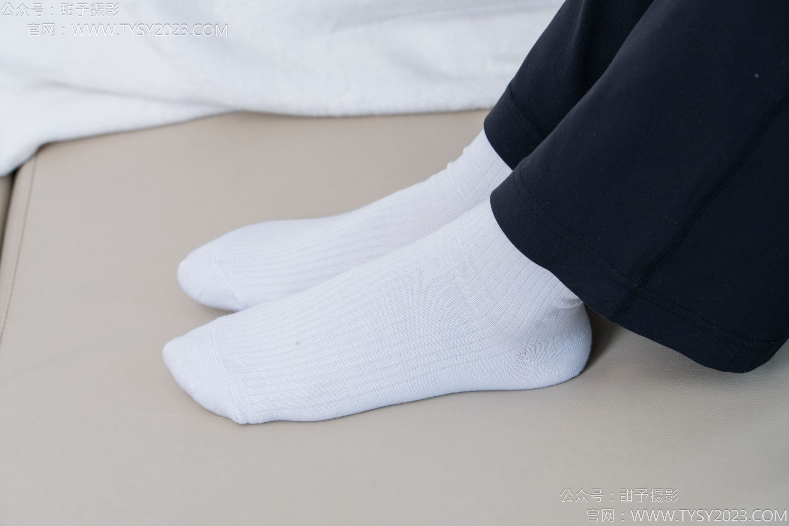 甜予摄影 No.169 贝壳 - 帆布鞋、白棉袜、裸足/(130P)