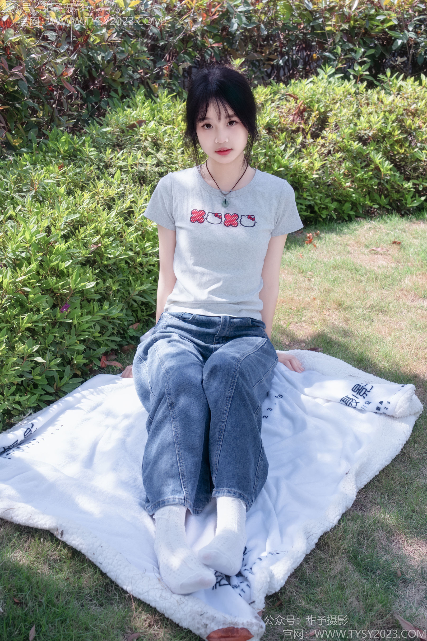 甜予摄影 No.194 小橙子 - 板鞋、白棉袜、裸足/(130P)