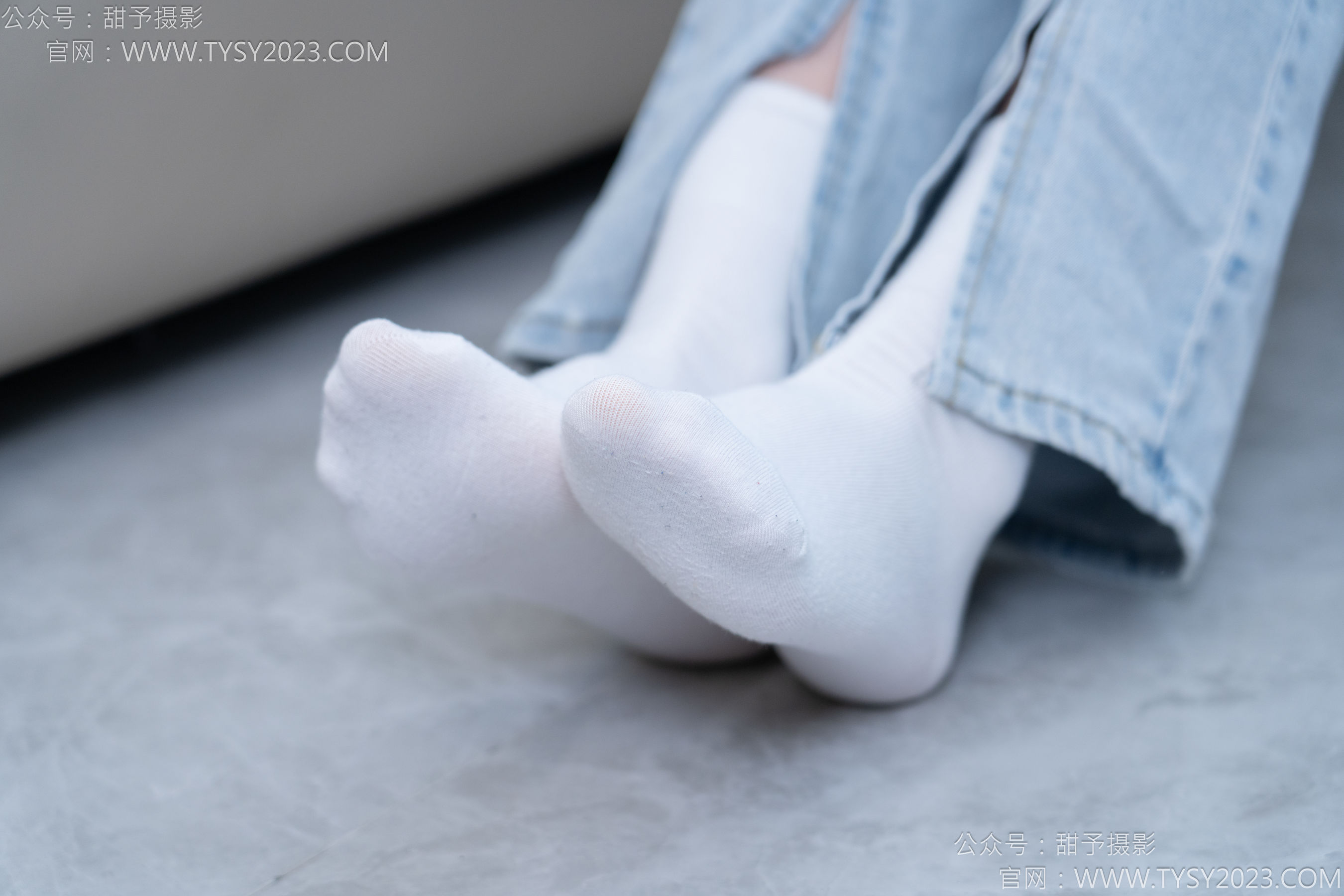 甜予摄影 No.181 小容 - 板鞋、白棉袜、裸足/(130P)