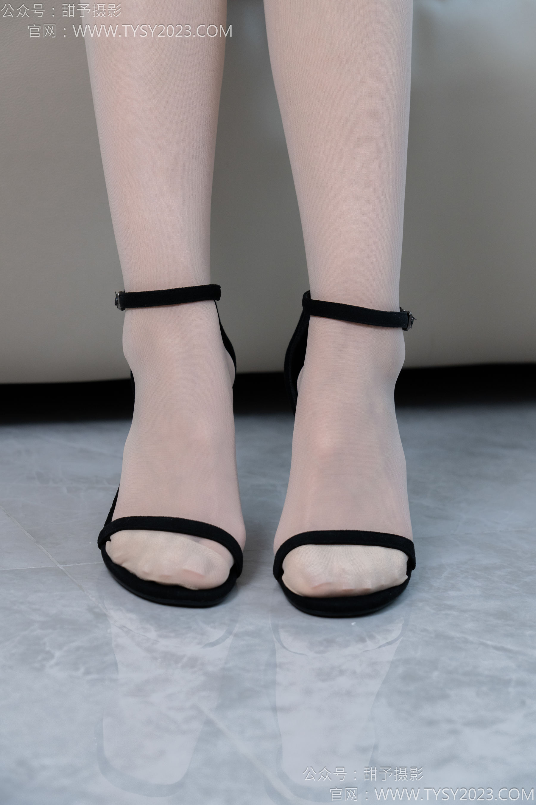 甜予摄影 No.188 贝壳 - 透明高跟、高跟鞋、薄肉丝、薄黑丝、裸足/(148P)