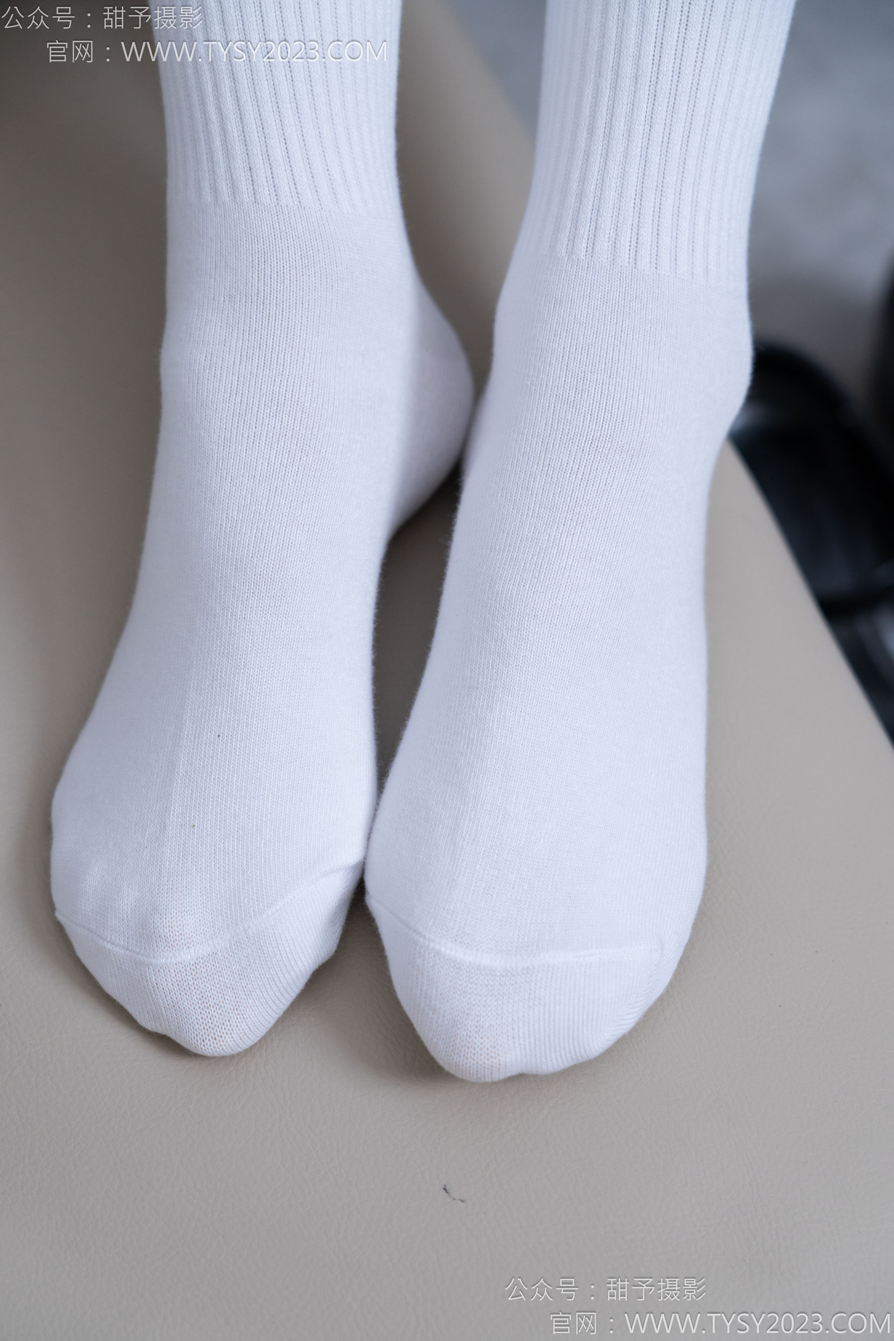 甜予摄影 No.185 珞珞 - 皮鞋、白棉袜、厚肉丝/(130P)
