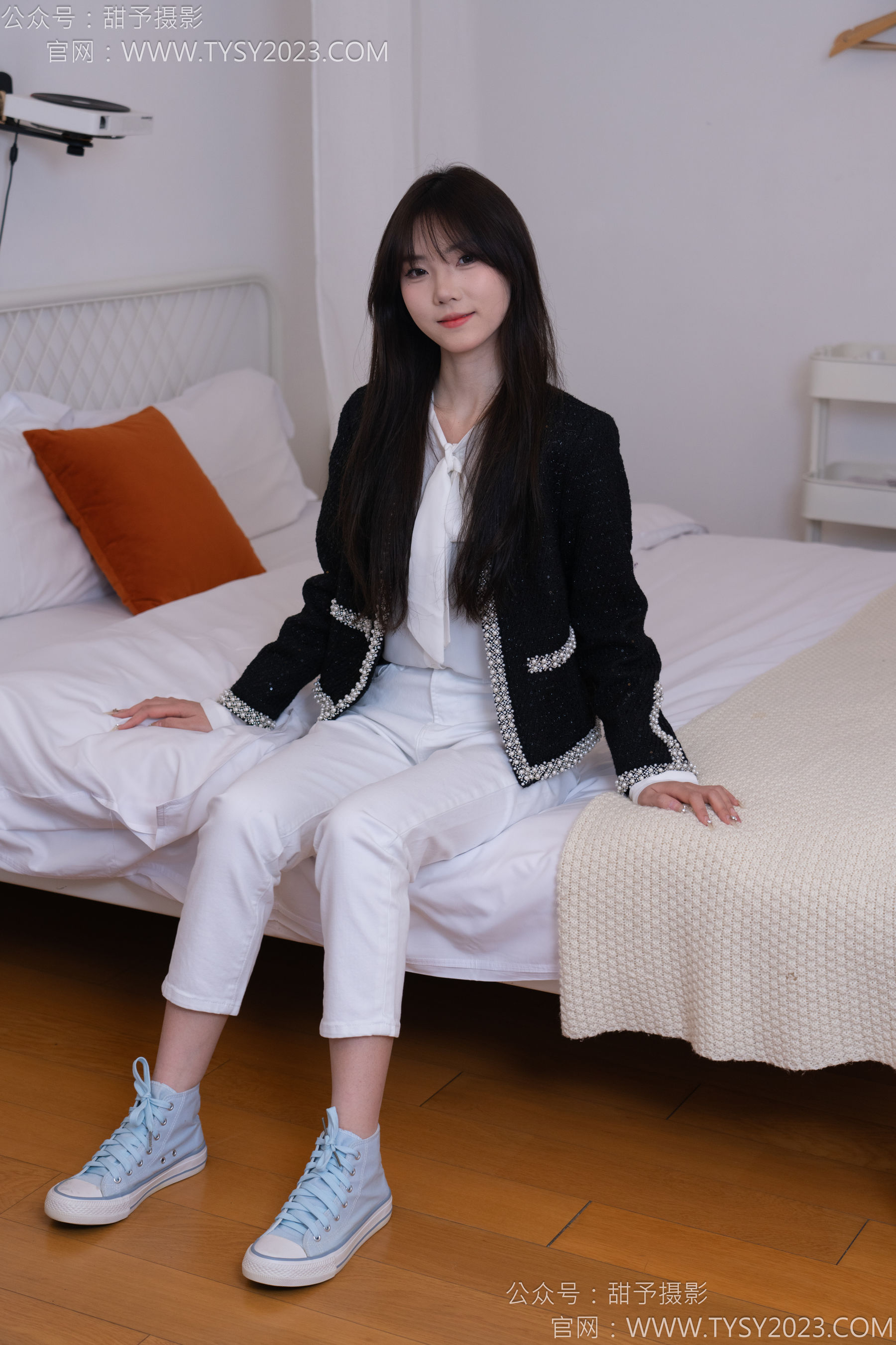 甜予摄影 No.171 璇璇 - 帆布鞋、白棉袜、抖腿剧情/(151P)