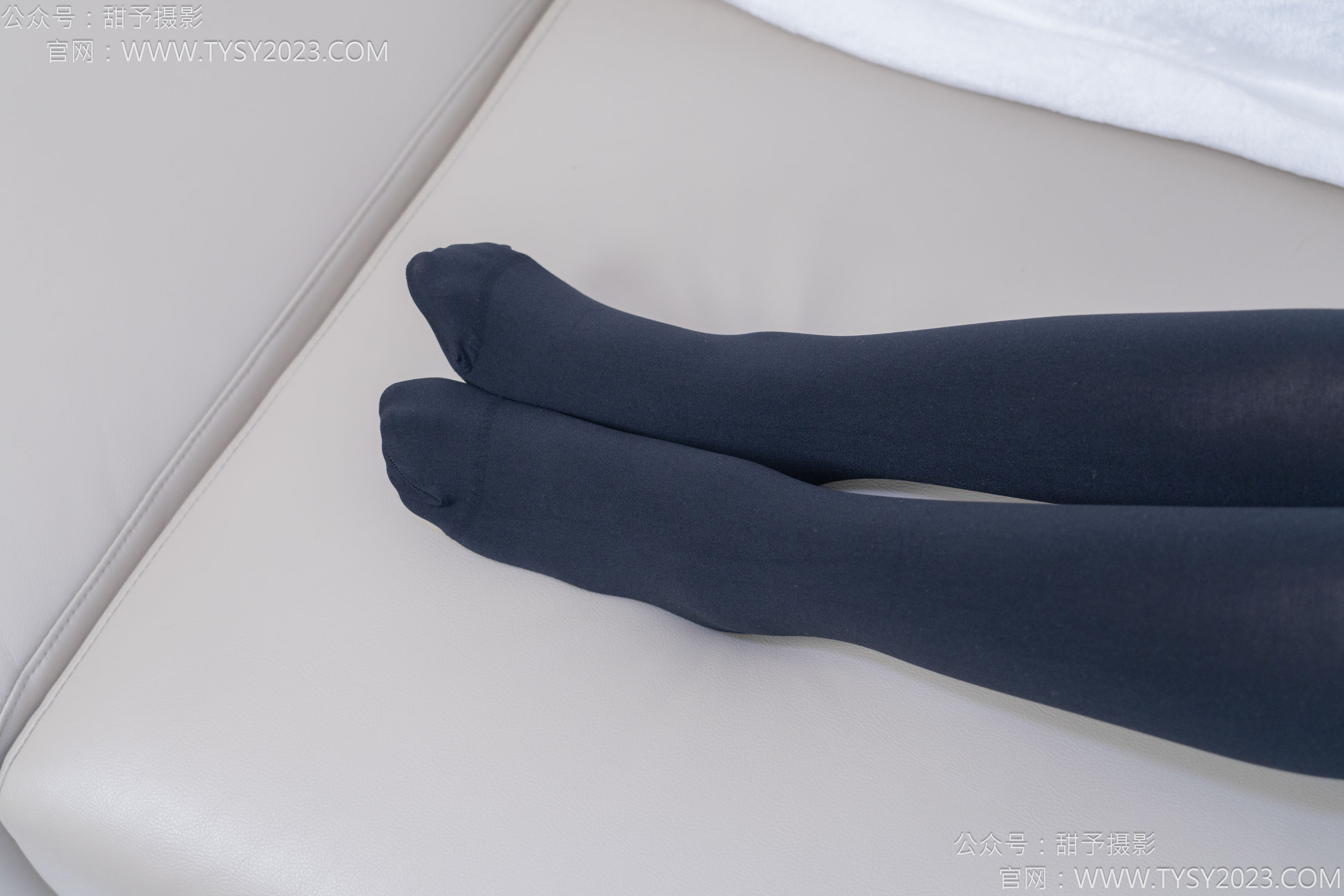 甜予摄影 No.187 知知 - 高跟鞋、厚黑丝/(127P)