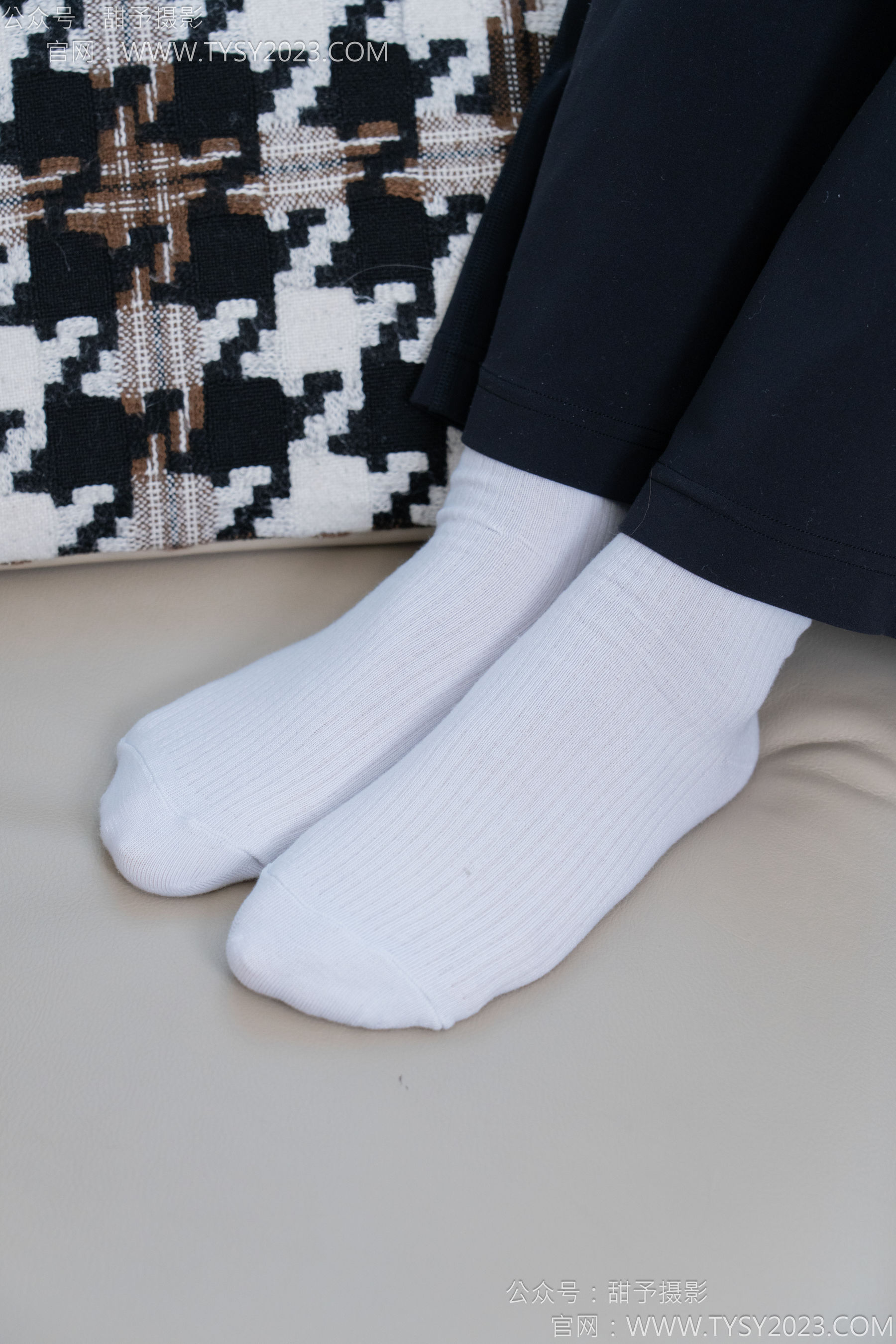 甜予摄影 No.169 贝壳 - 帆布鞋、白棉袜、裸足/(130P)
