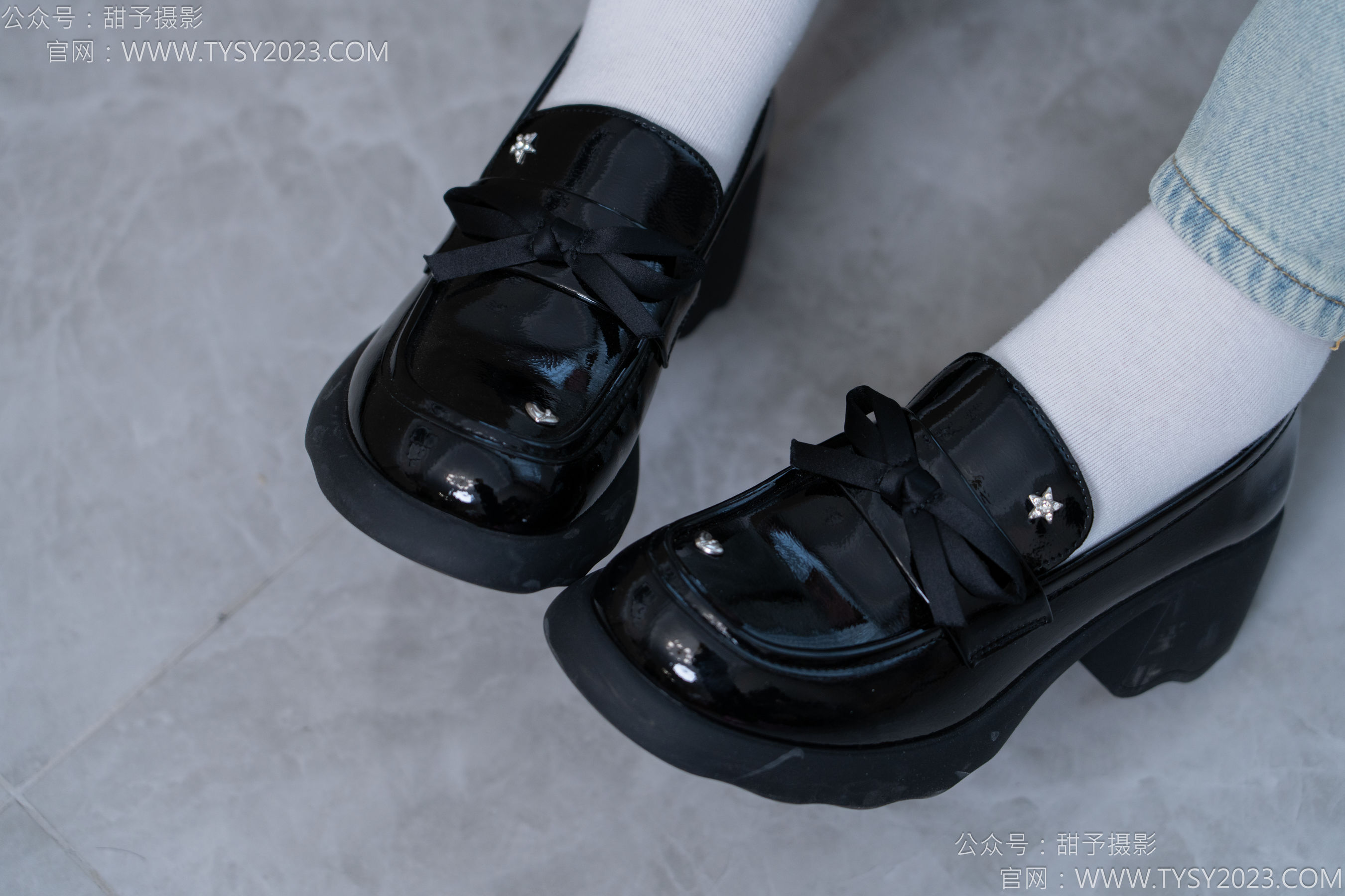 甜予摄影 No.162 知知 - 皮鞋、白棉袜、裸足/(125P)