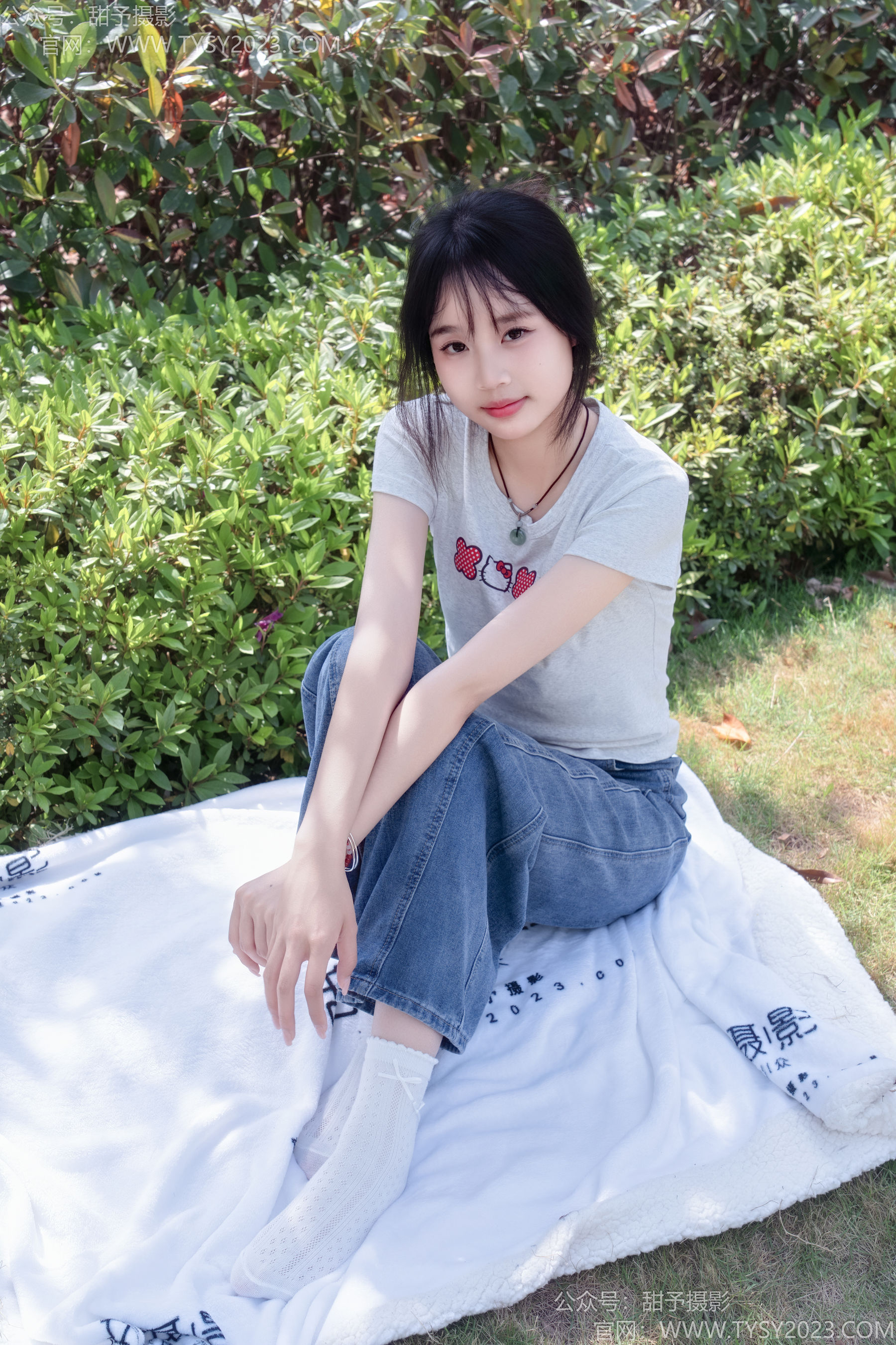 甜予摄影 No.194 小橙子 - 板鞋、白棉袜、裸足/(130P)