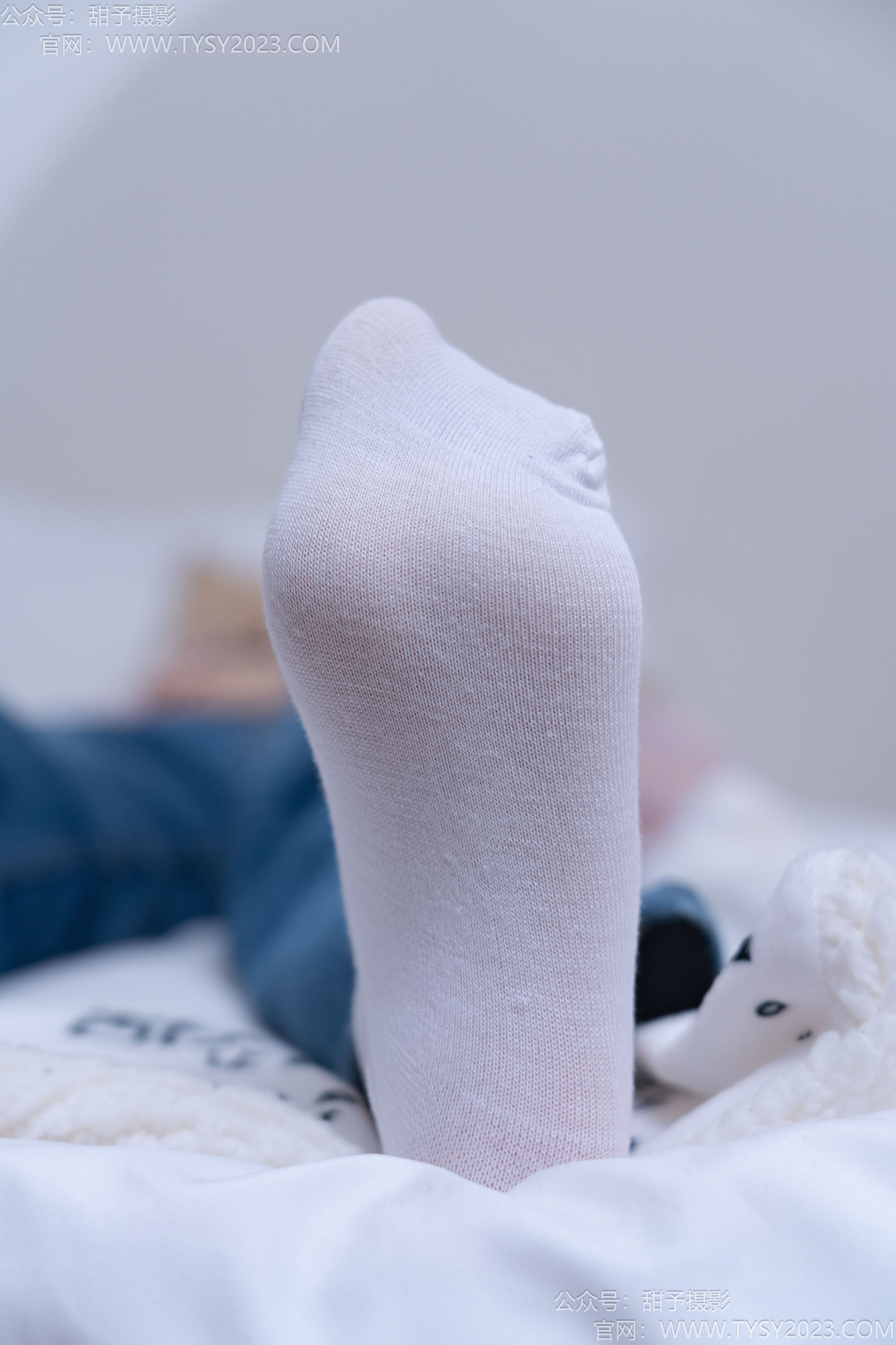 甜予摄影 No.189 璇璇 - 帆布鞋、裸足、抖腿剧情/(134P)