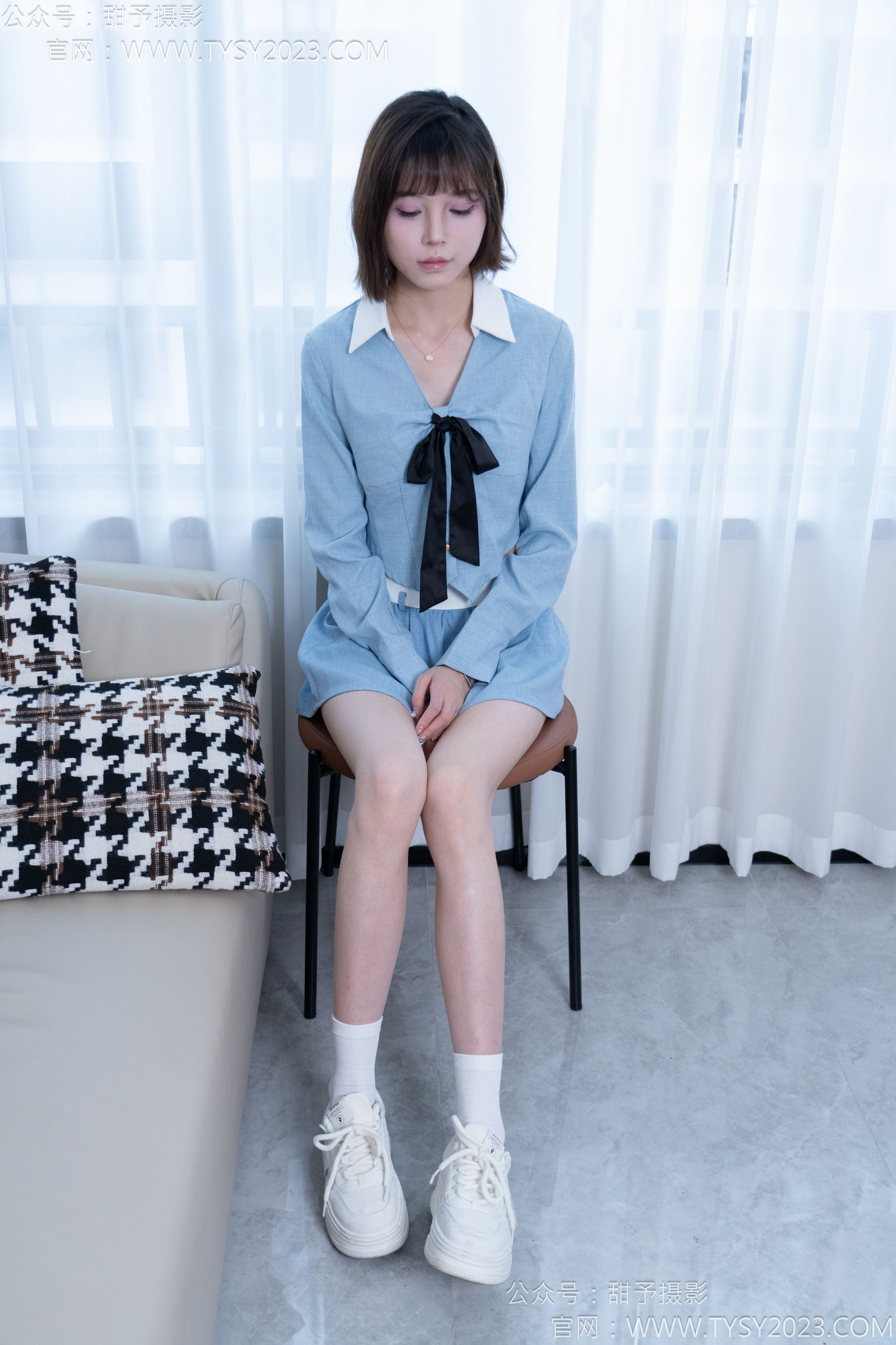 甜予摄影 No.164 珞珞 - 板鞋、白棉袜、裸足/(130P)