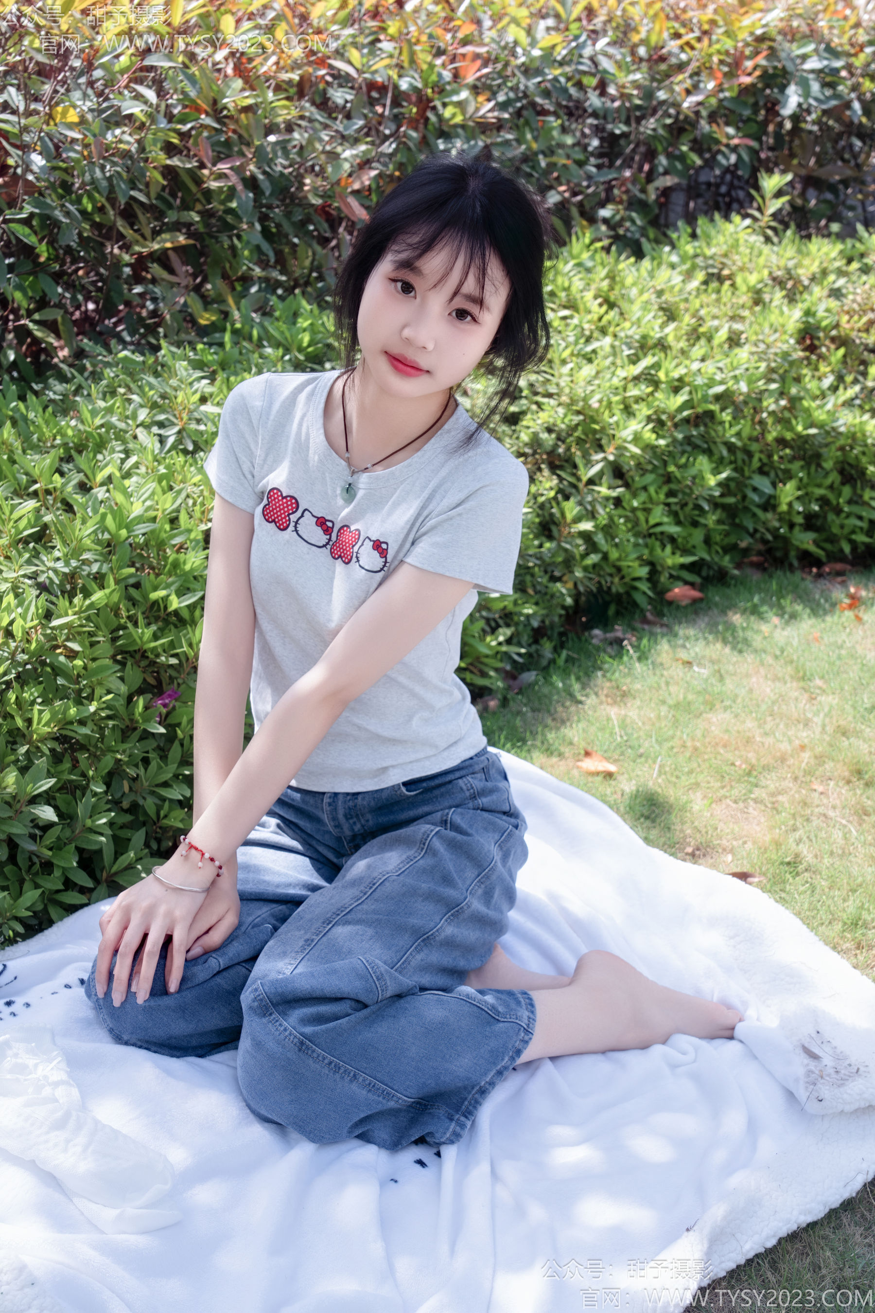 甜予摄影 No.194 小橙子 - 板鞋、白棉袜、裸足/(130P)