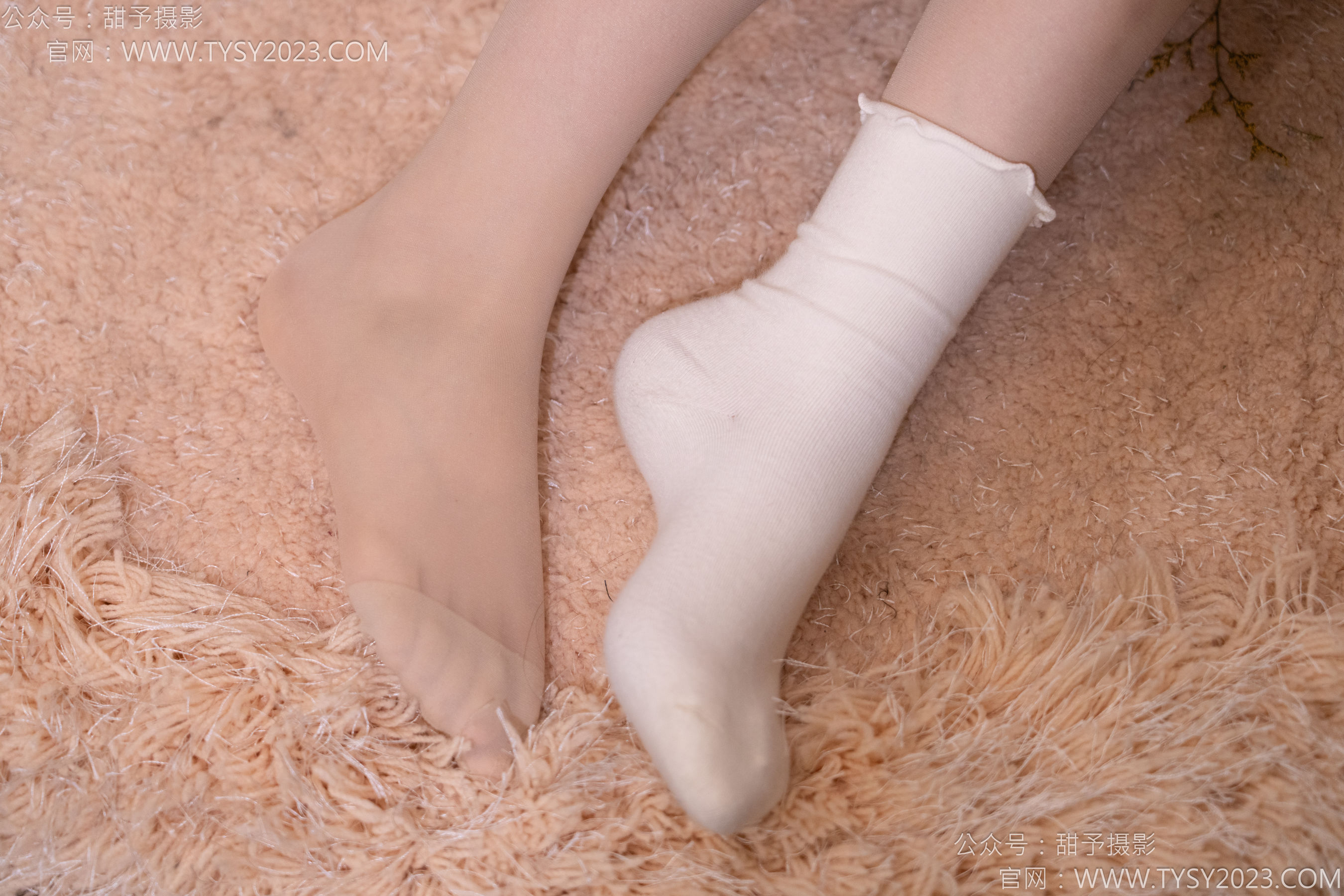 甜予摄影 No.177 璇璇 - 板鞋、白棉袜、薄肉丝/(129P)