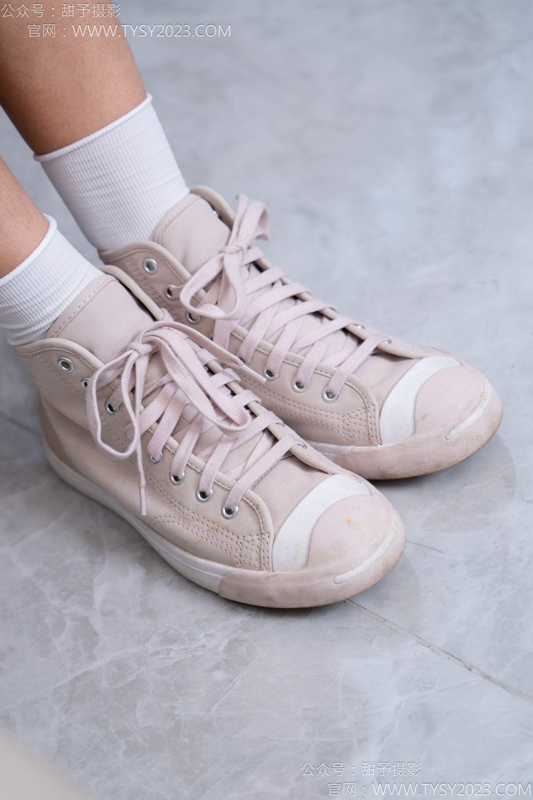 甜予摄影 No.186 娃娃 - 帆布鞋、白棉袜、裸足/(129P)
