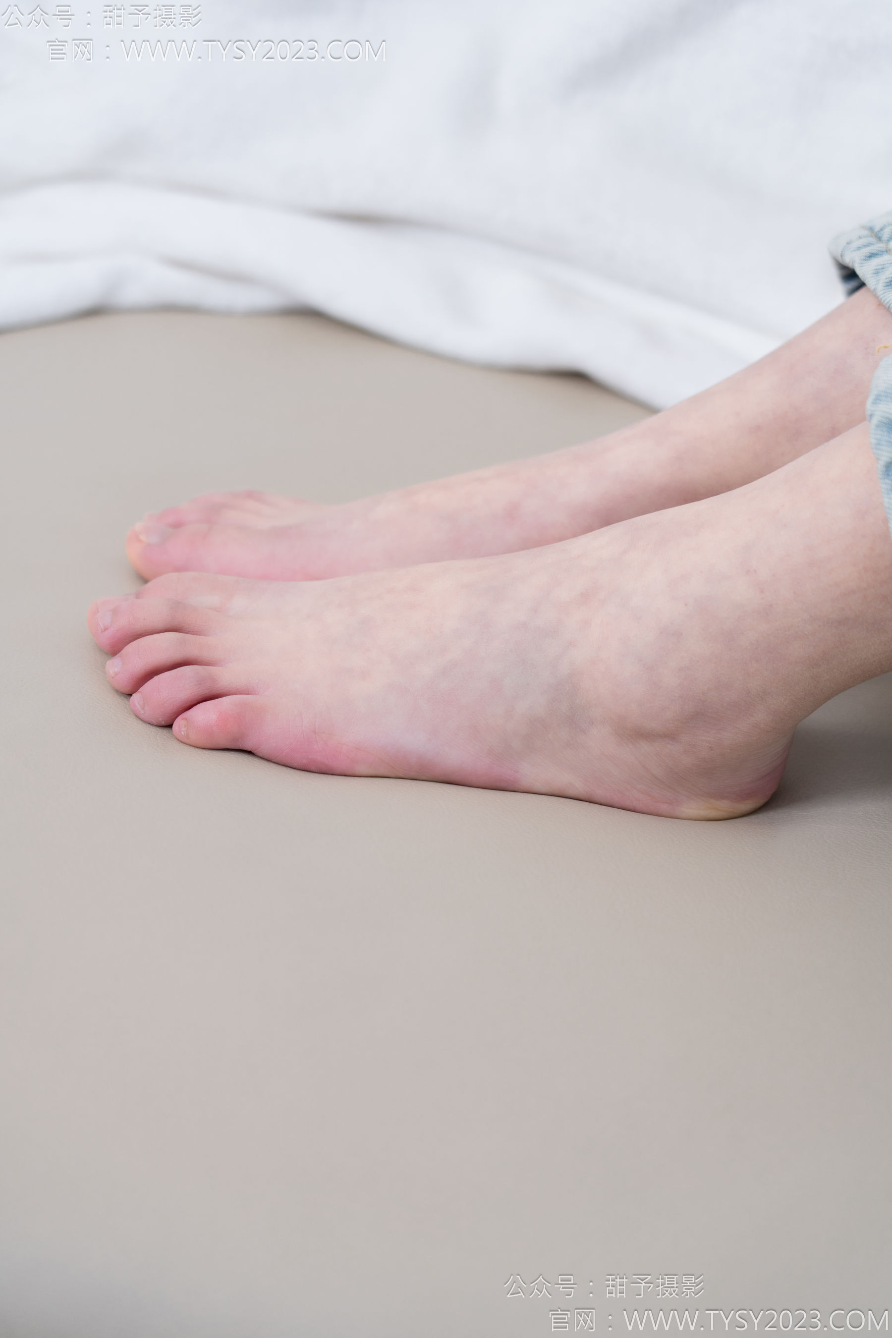 甜予摄影 No.162 知知 - 皮鞋、白棉袜、裸足/(125P)