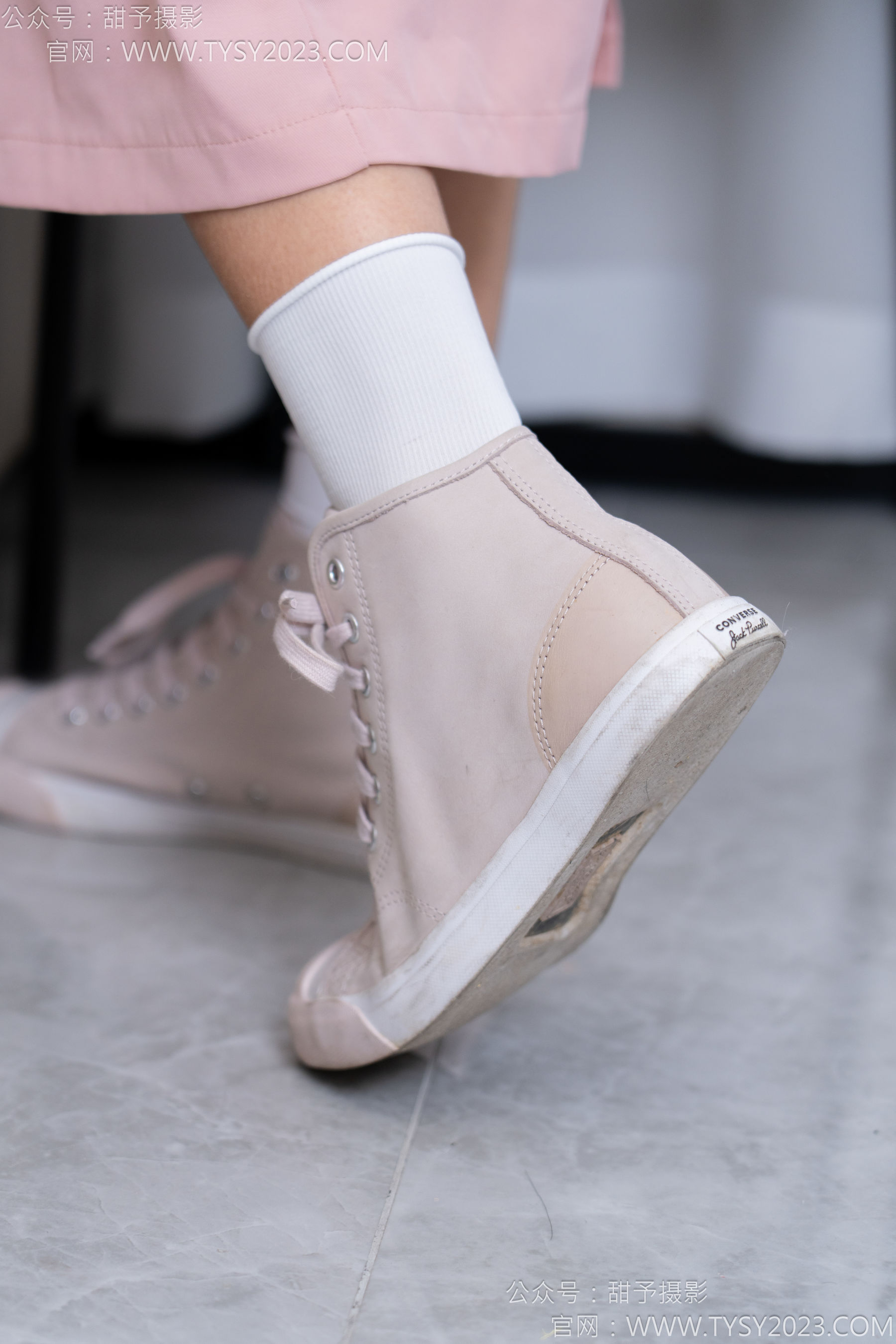 甜予摄影 No.186 娃娃 - 帆布鞋、白棉袜、裸足/(129P)