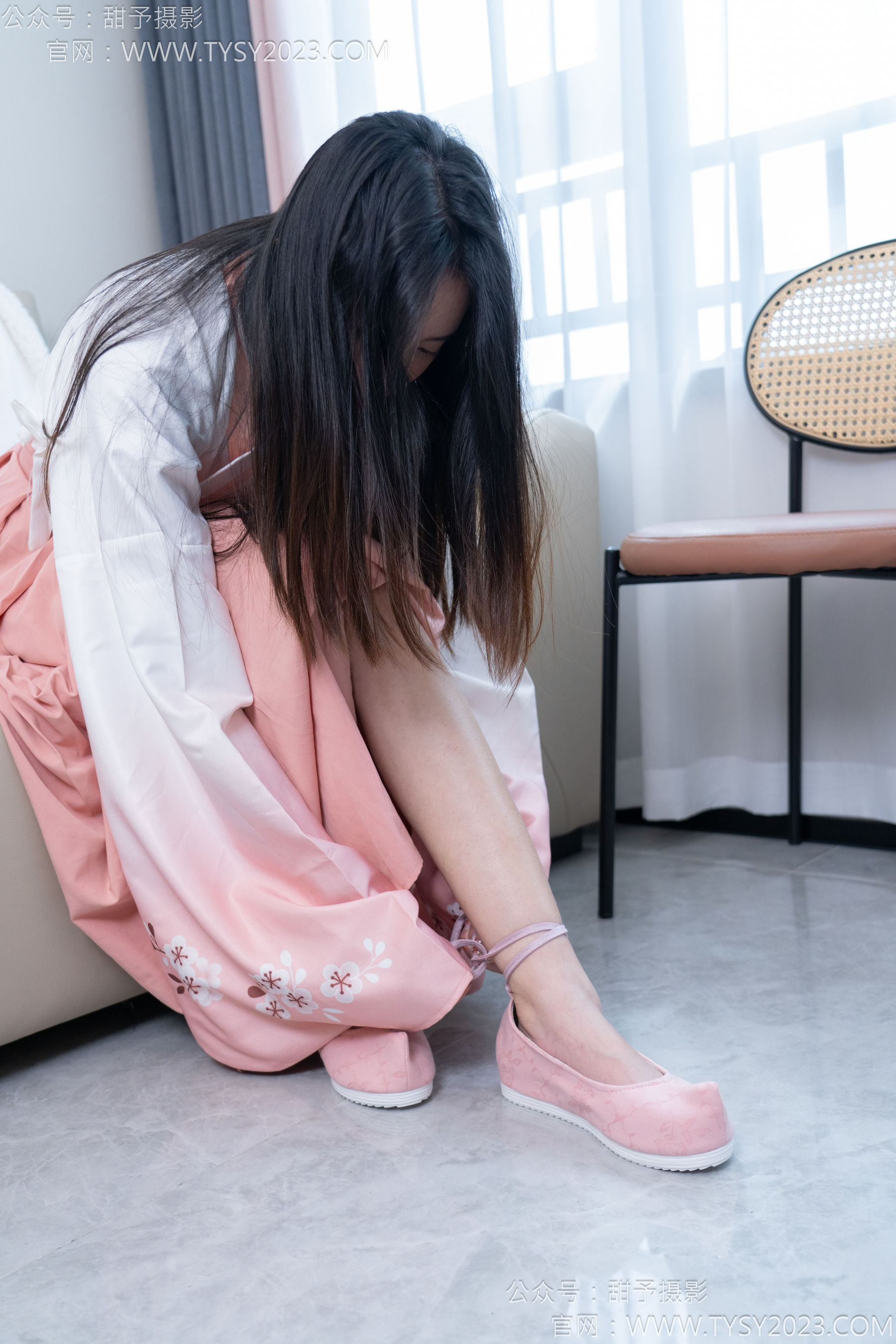 甜予摄影 No.183 知知 - 布鞋、白棉袜、裸足/(148P)