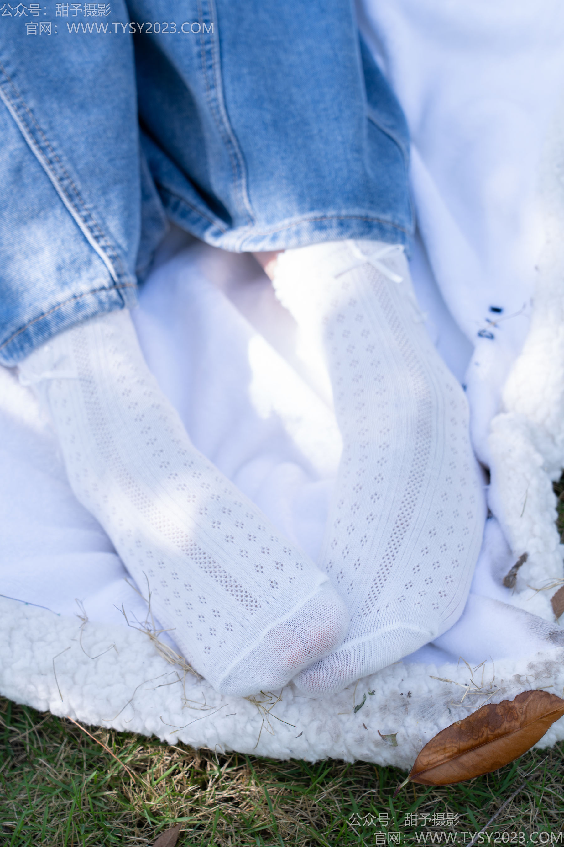 甜予摄影 No.194 小橙子 - 板鞋、白棉袜、裸足/(130P)