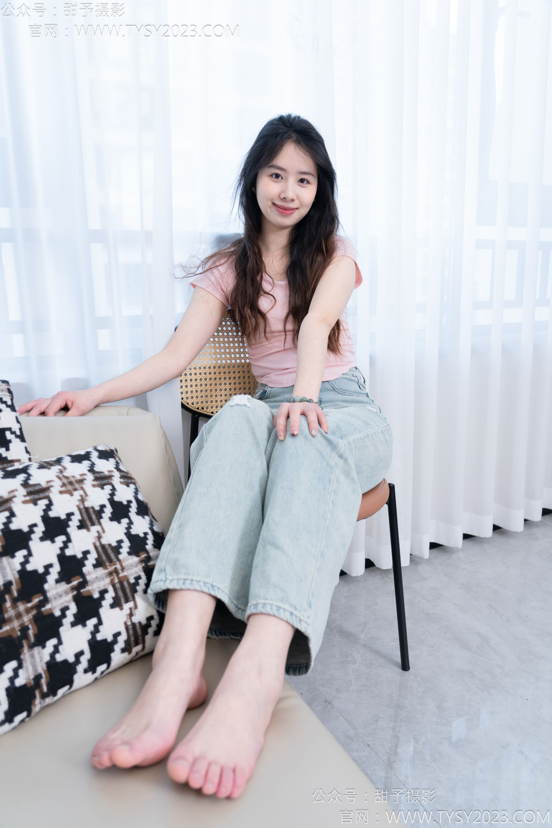 甜予摄影 No.162 知知 - 皮鞋、白棉袜、裸足/(125P)