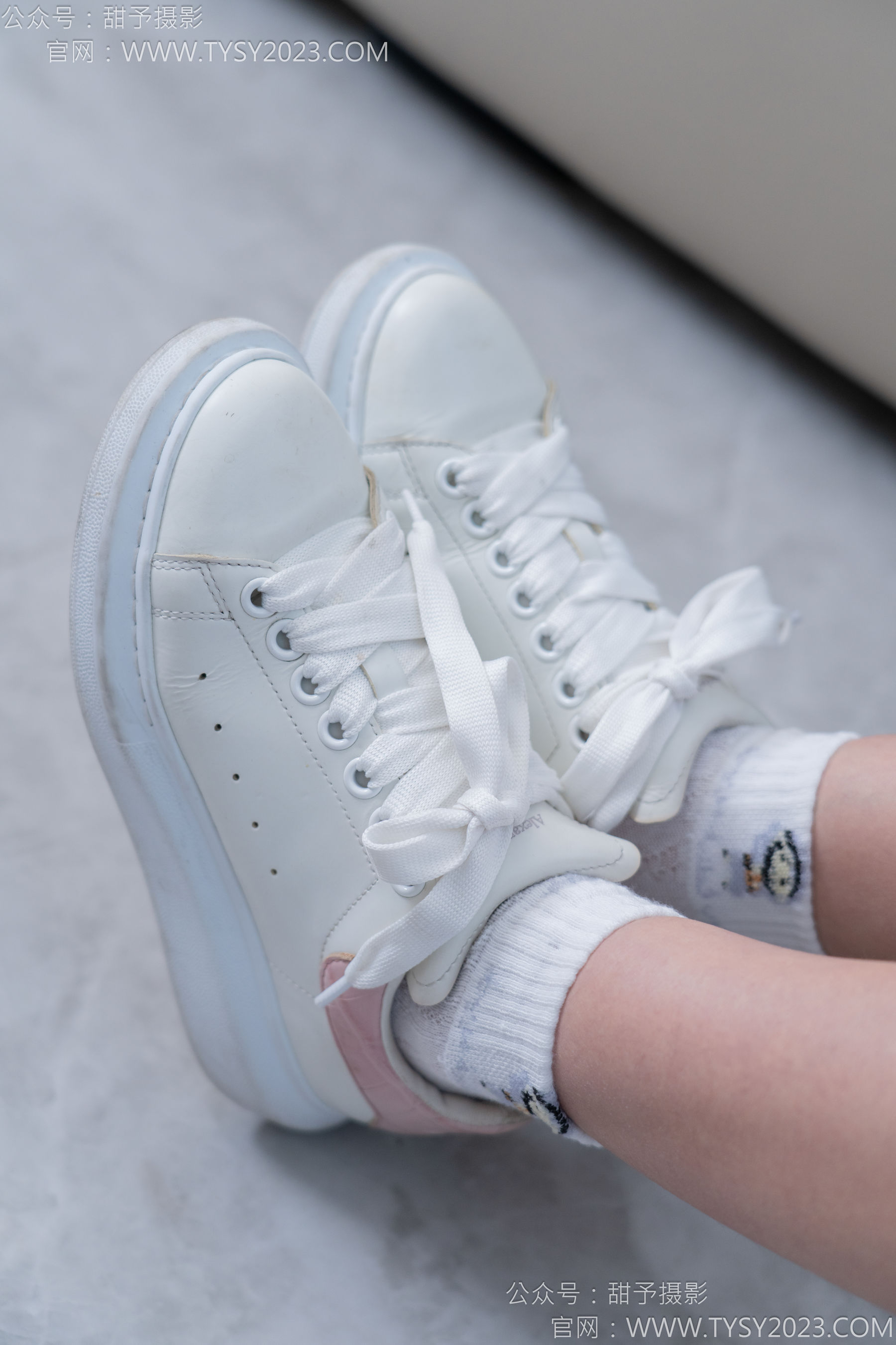 甜予摄影 No.165 贝壳 - 板鞋、白棉袜、裸足/(130P)