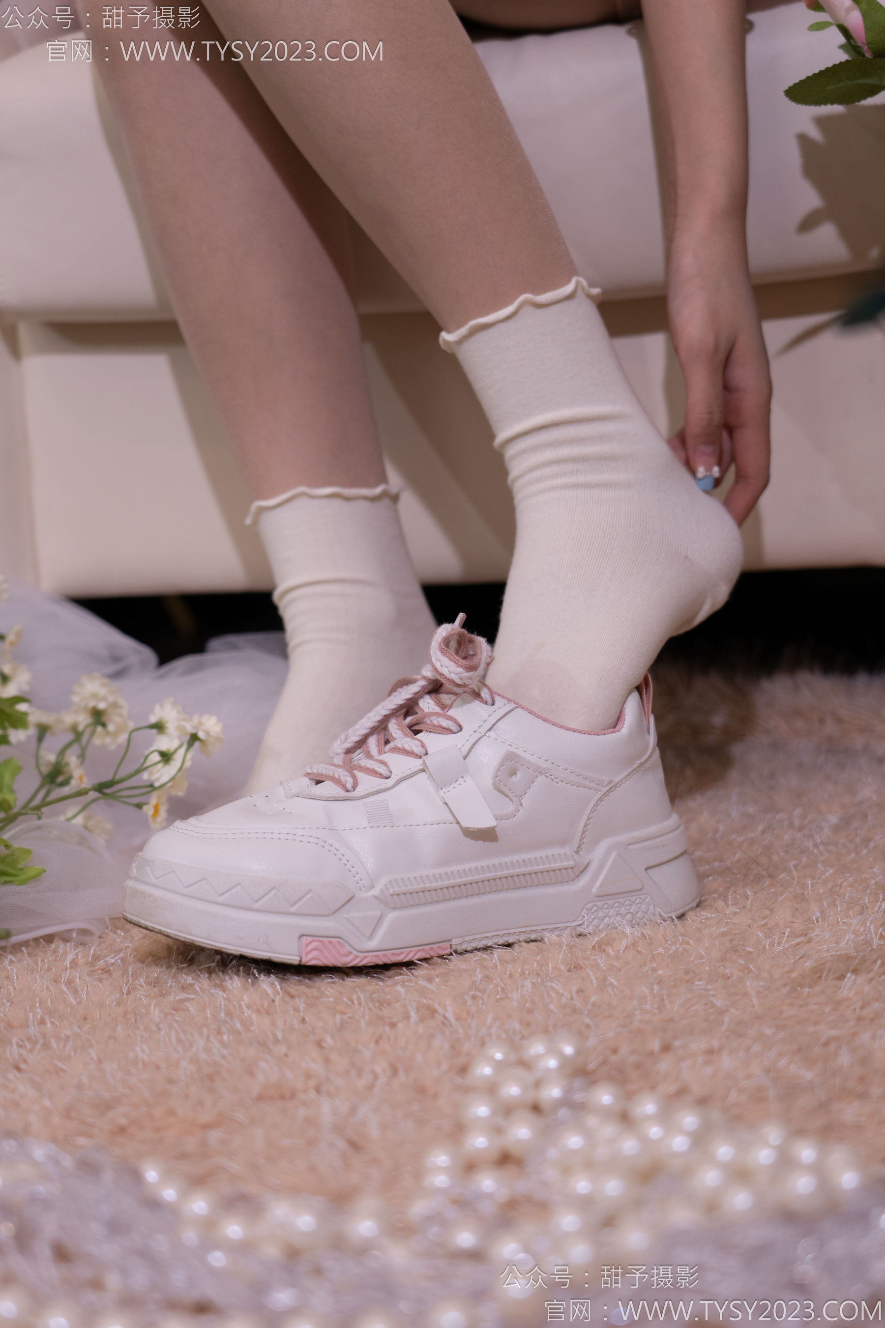 甜予摄影 No.177 璇璇 - 板鞋、白棉袜、薄肉丝/(129P)