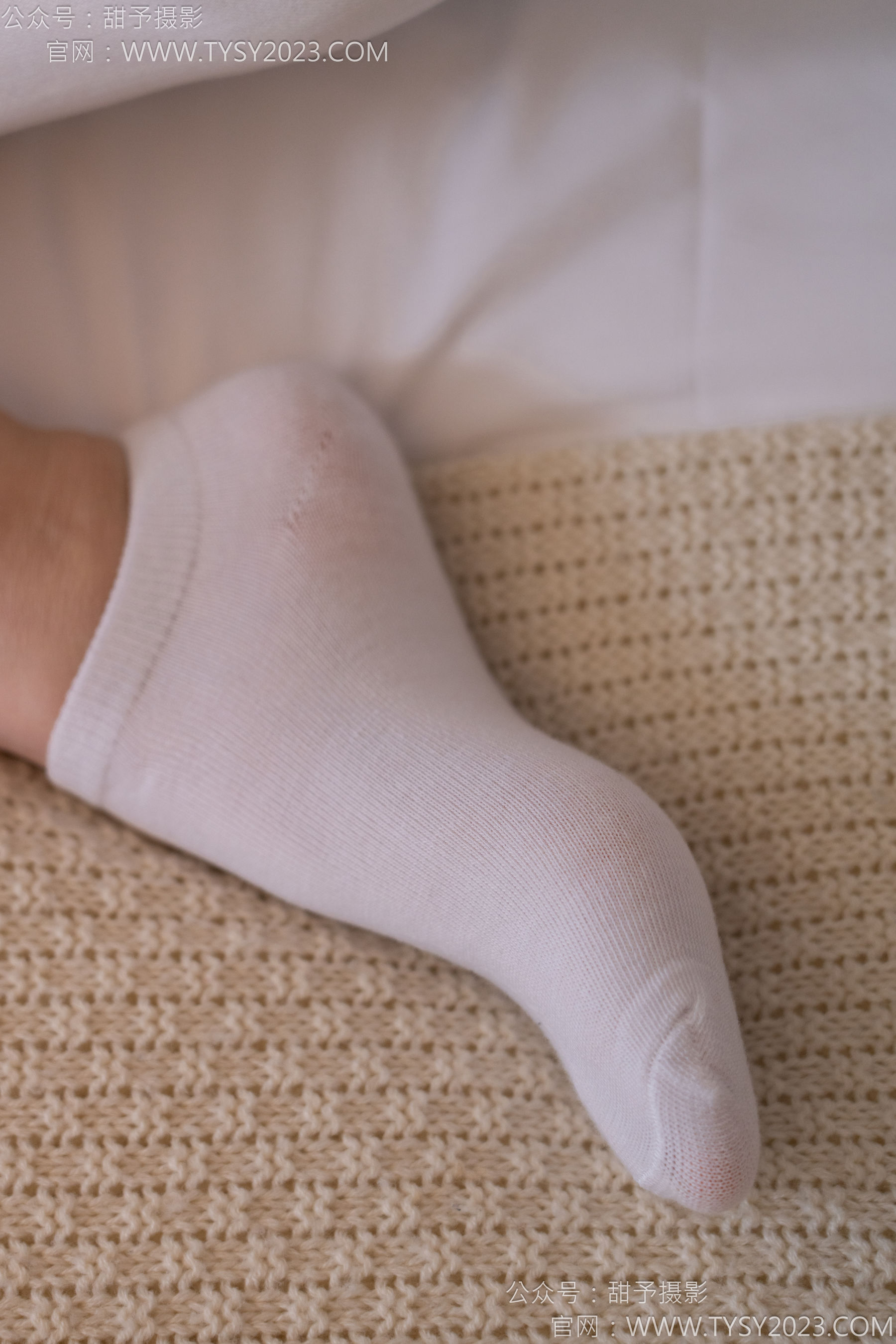 甜予摄影 No.171 璇璇 - 帆布鞋、白棉袜、抖腿剧情/(151P)