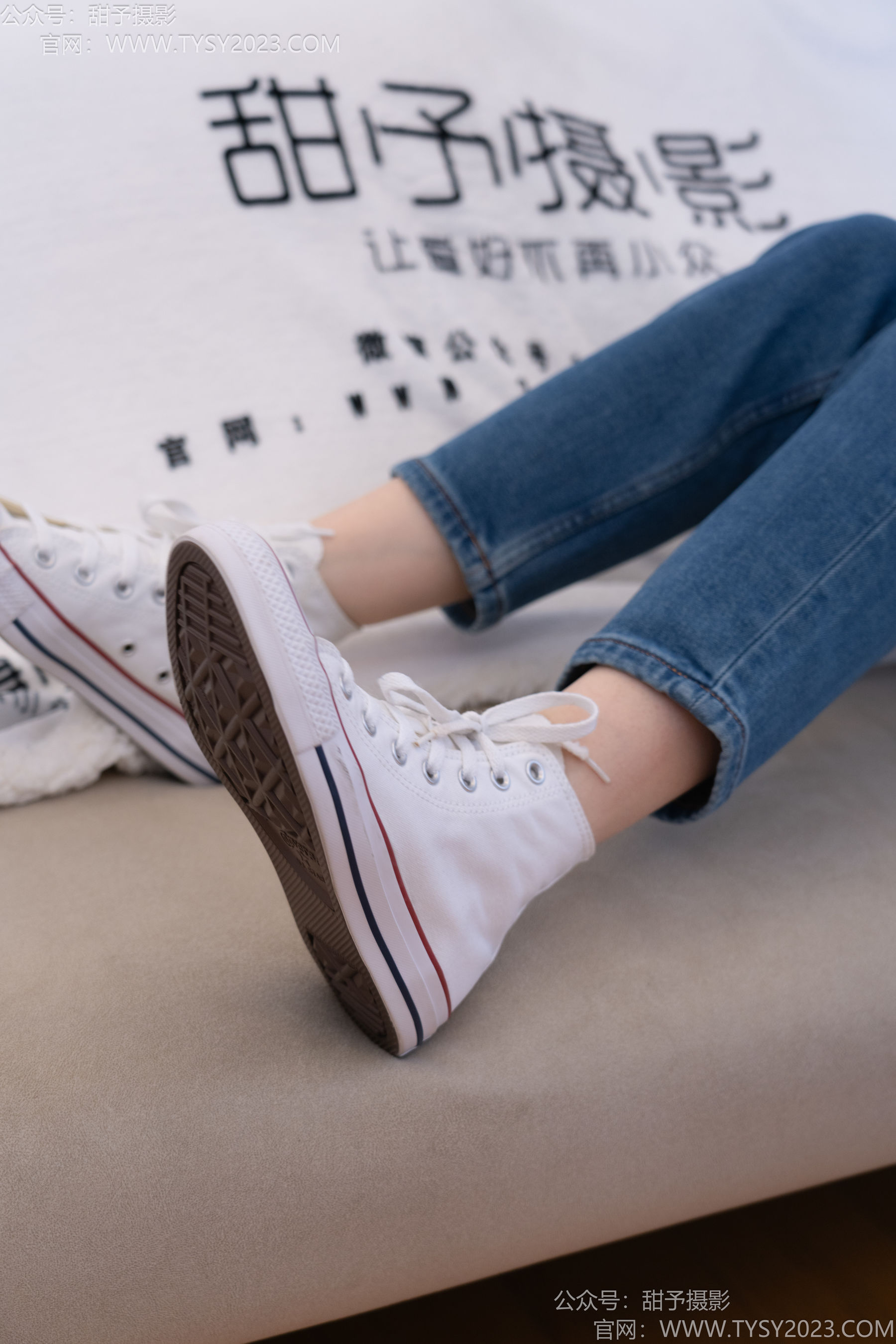 甜予摄影 No.189 璇璇 - 帆布鞋、裸足、抖腿剧情/(134P)