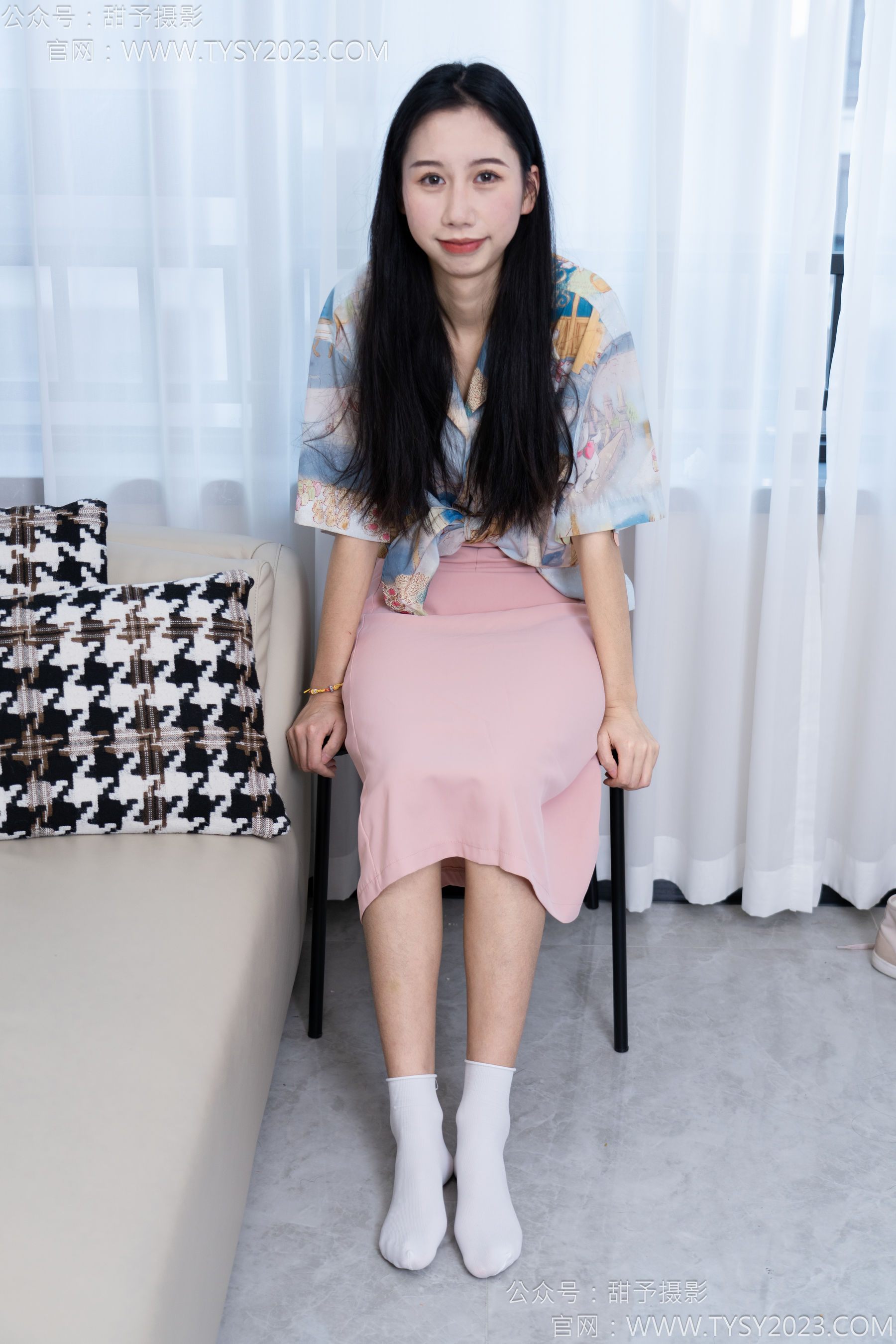 甜予摄影 No.186 娃娃 - 帆布鞋、白棉袜、裸足/(129P)