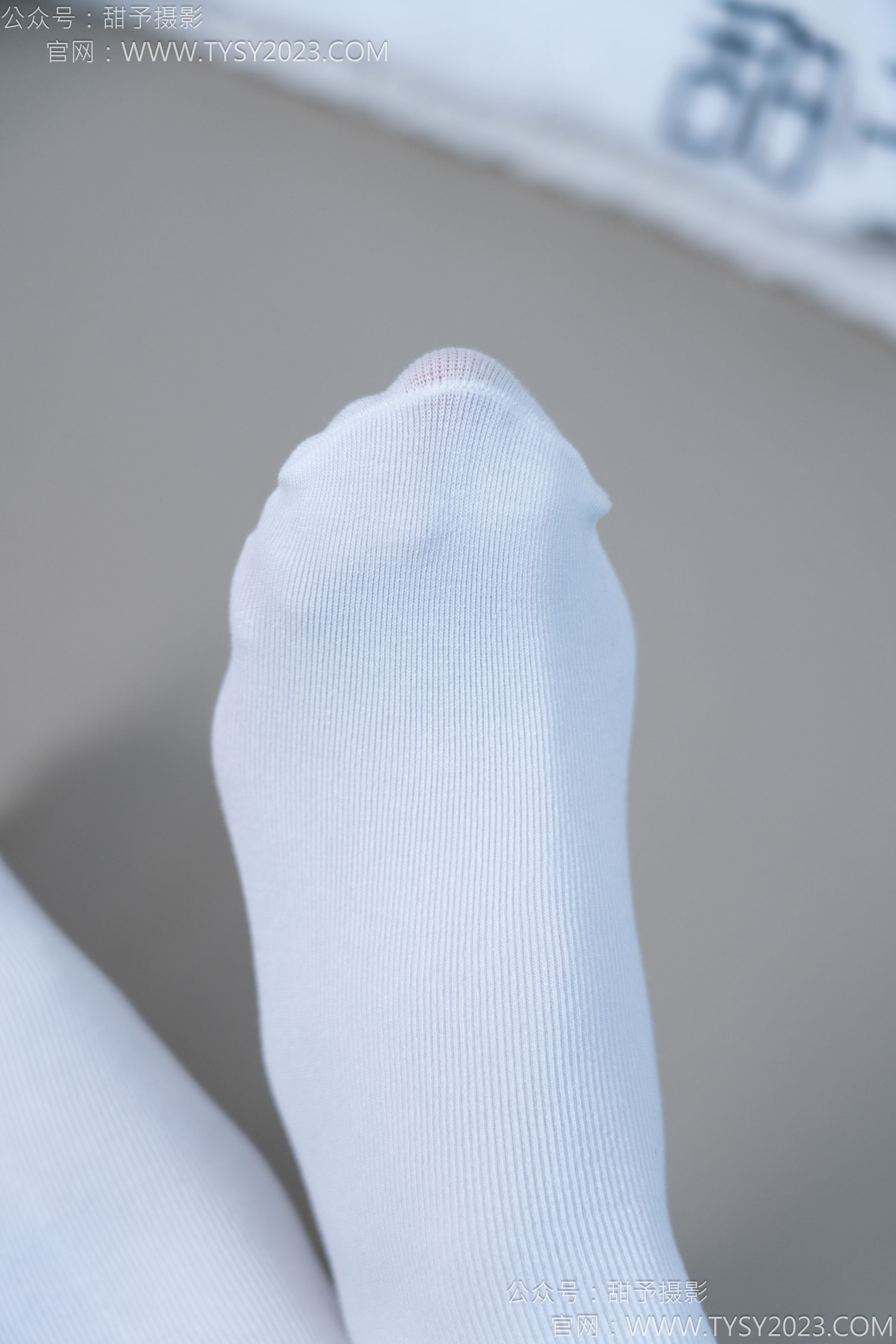 甜予摄影 No.164 珞珞 - 板鞋、白棉袜、裸足/(130P)