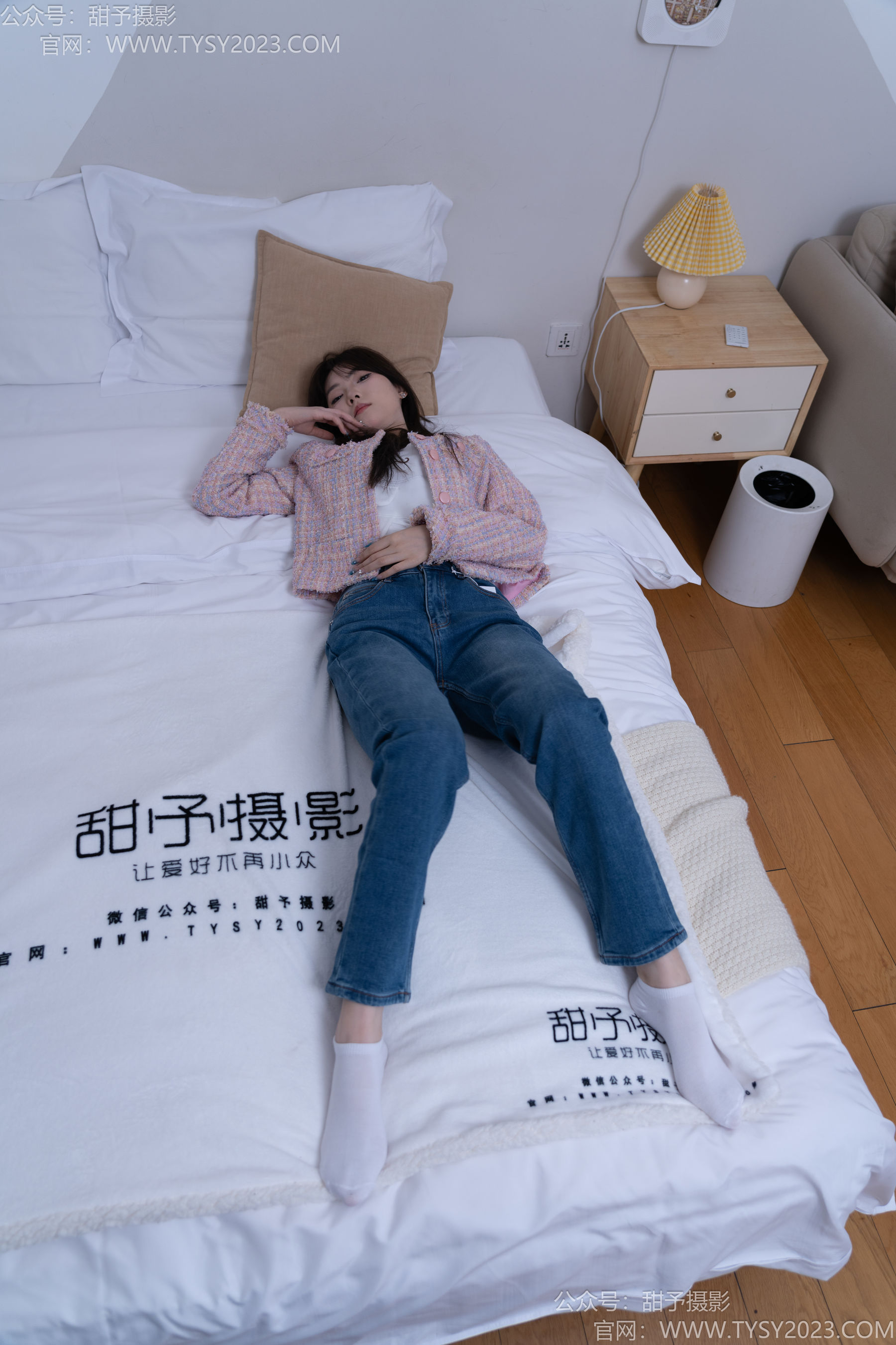 甜予摄影 No.189 璇璇 - 帆布鞋、裸足、抖腿剧情/(134P)