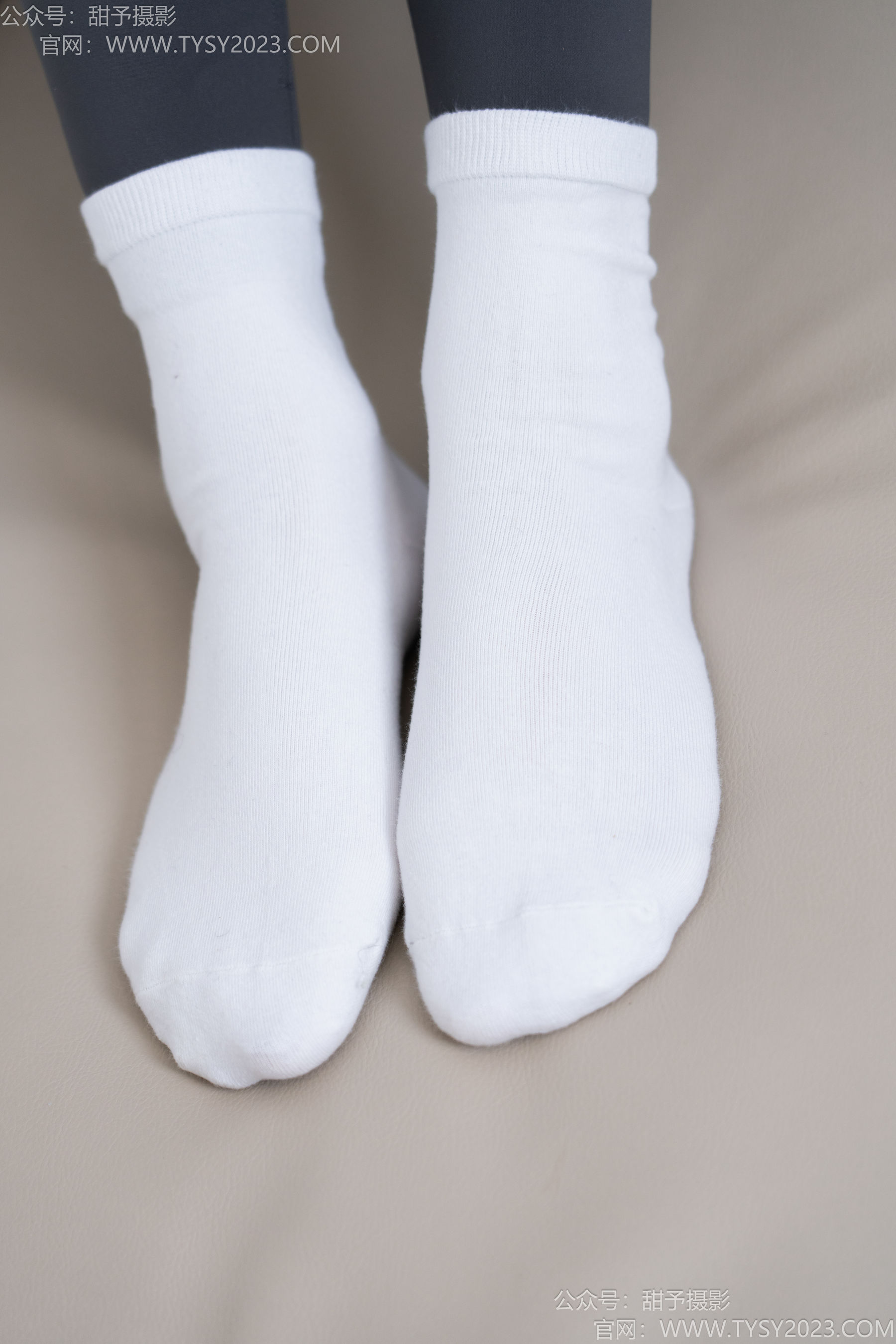 甜予摄影 No.192 澜澜 - 高跟鞋、白棉袜、裸足/(134P)