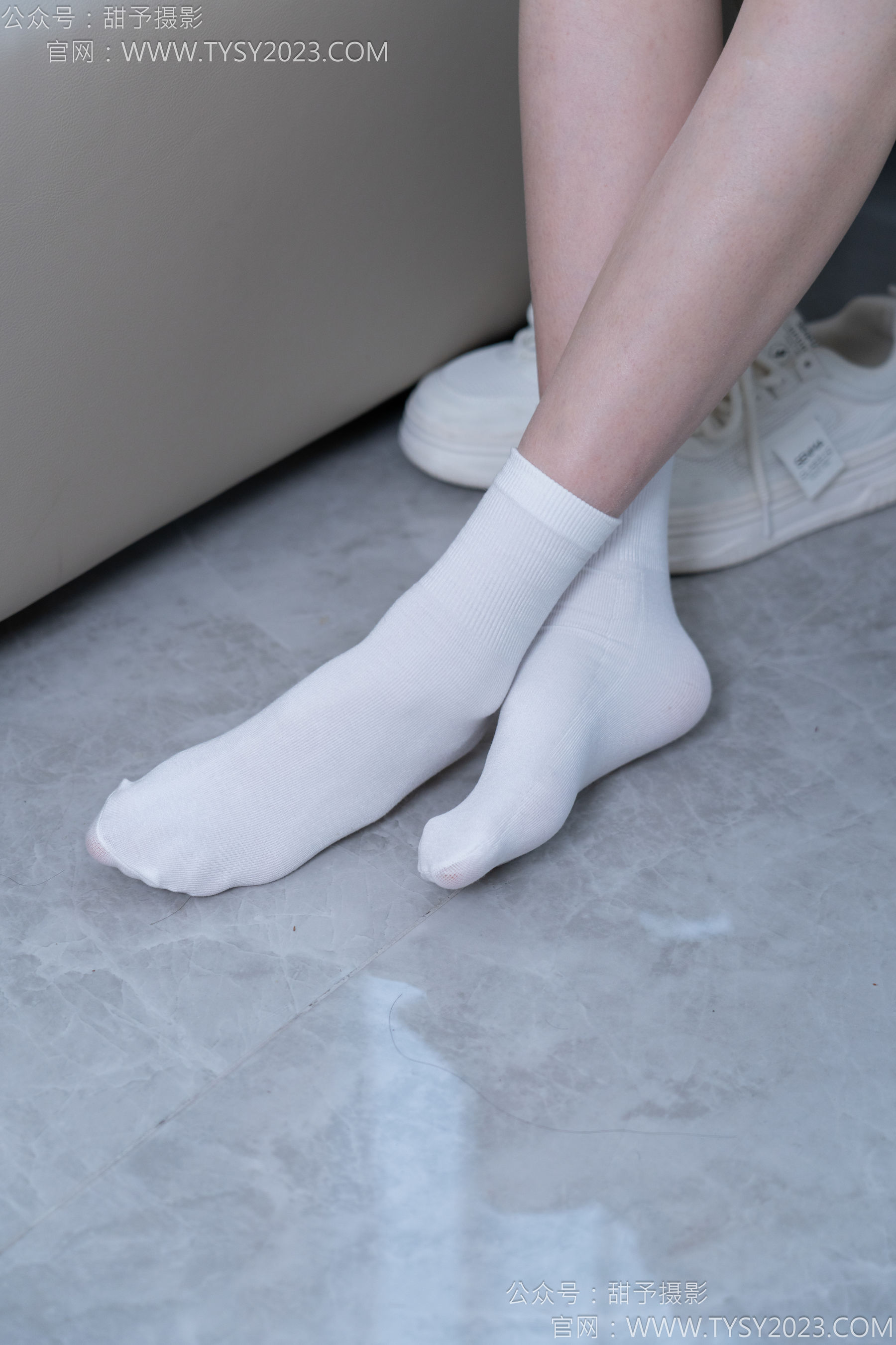 甜予摄影 No.164 珞珞 - 板鞋、白棉袜、裸足/(130P)