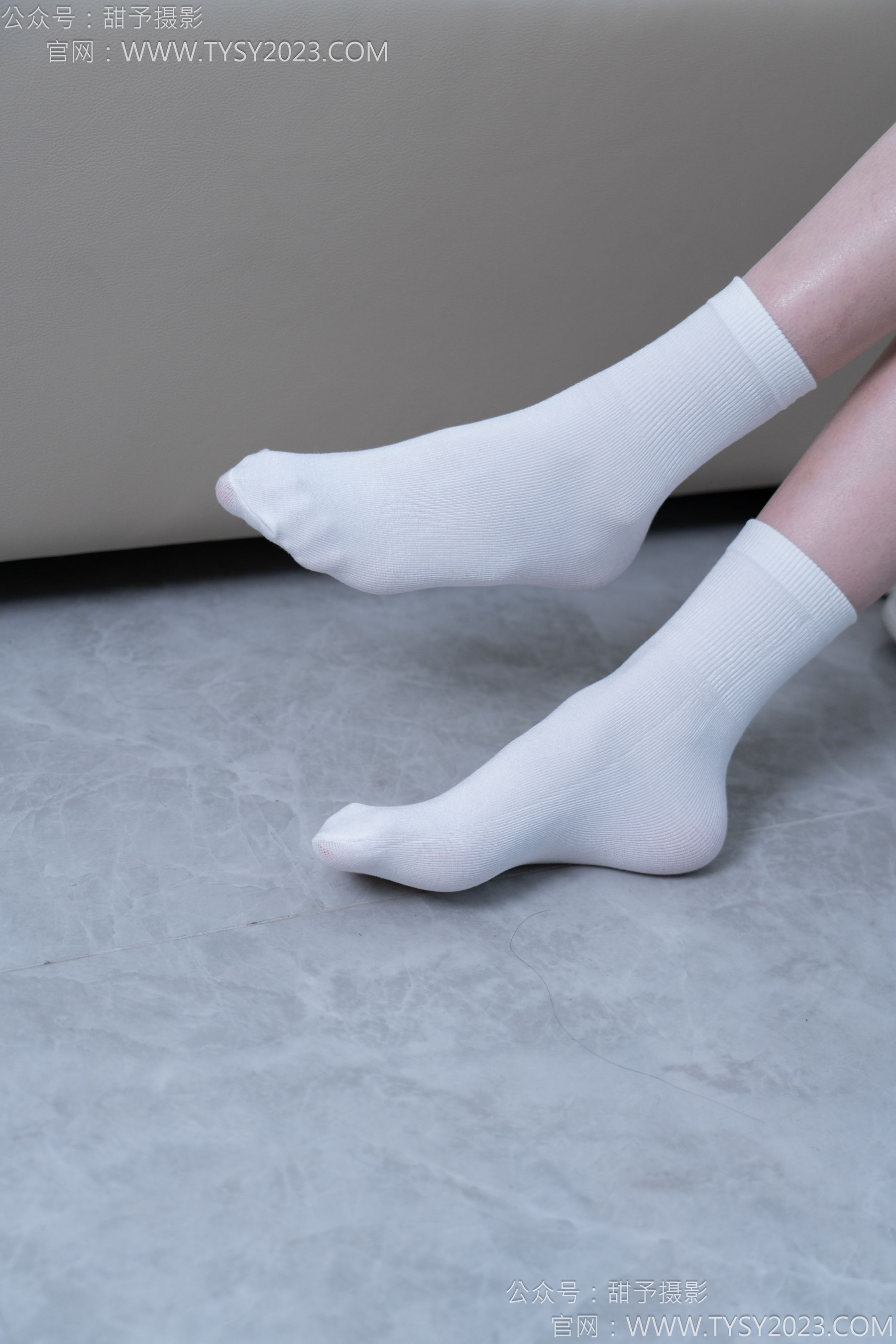 甜予摄影 No.164 珞珞 - 板鞋、白棉袜、裸足/(130P)