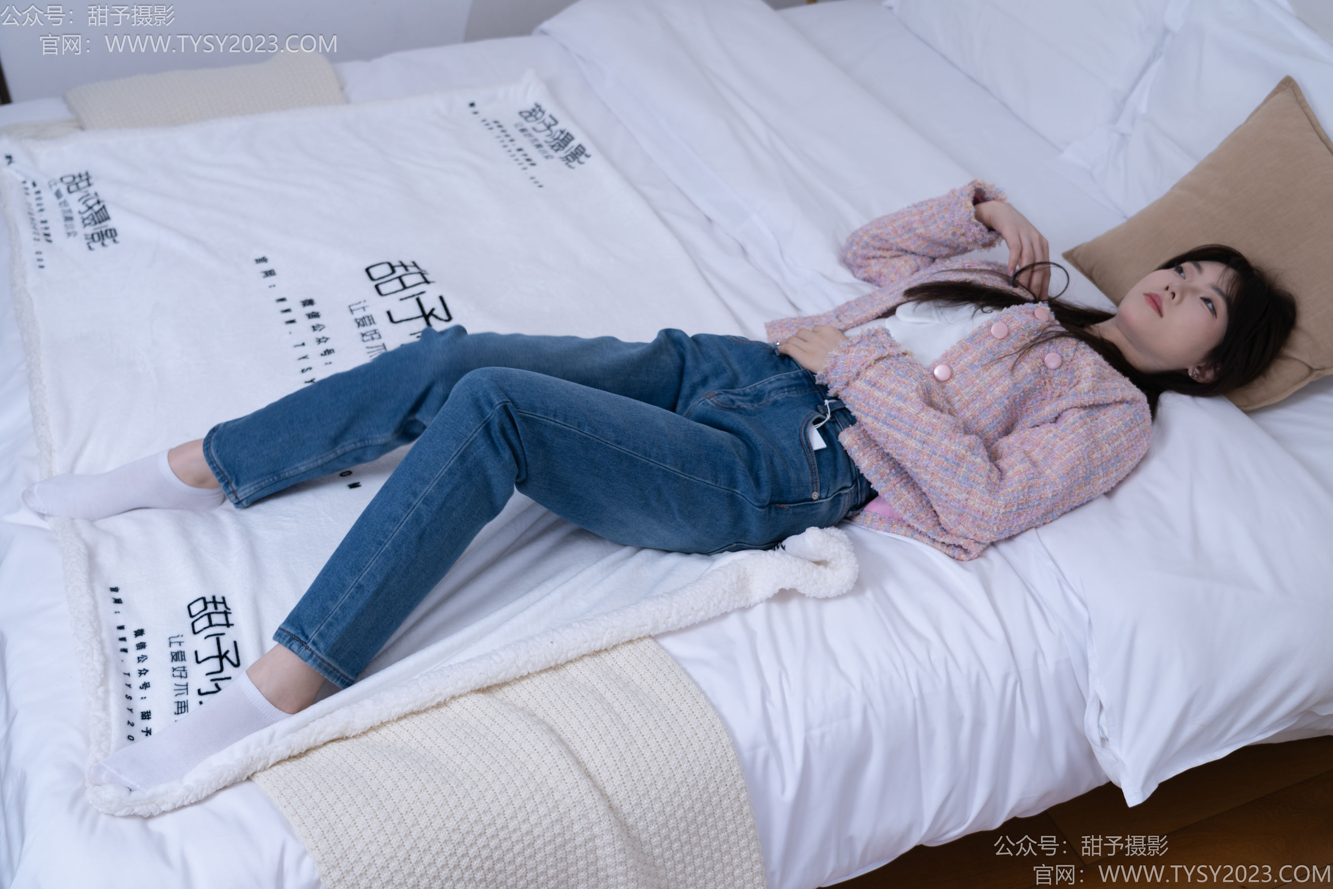 甜予摄影 No.189 璇璇 - 帆布鞋、裸足、抖腿剧情/(134P)