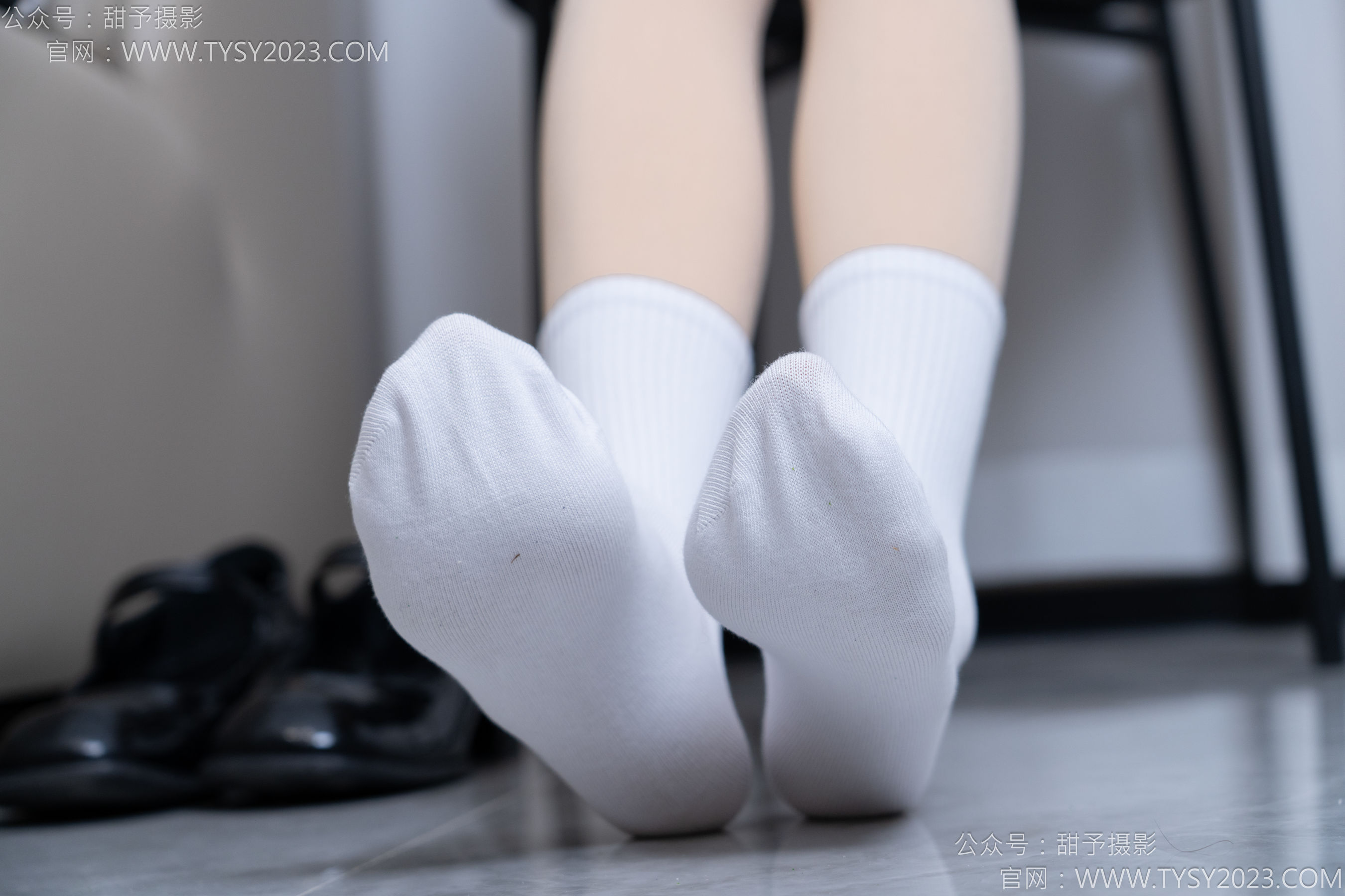 甜予摄影 No.185 珞珞 - 皮鞋、白棉袜、厚肉丝/(130P)